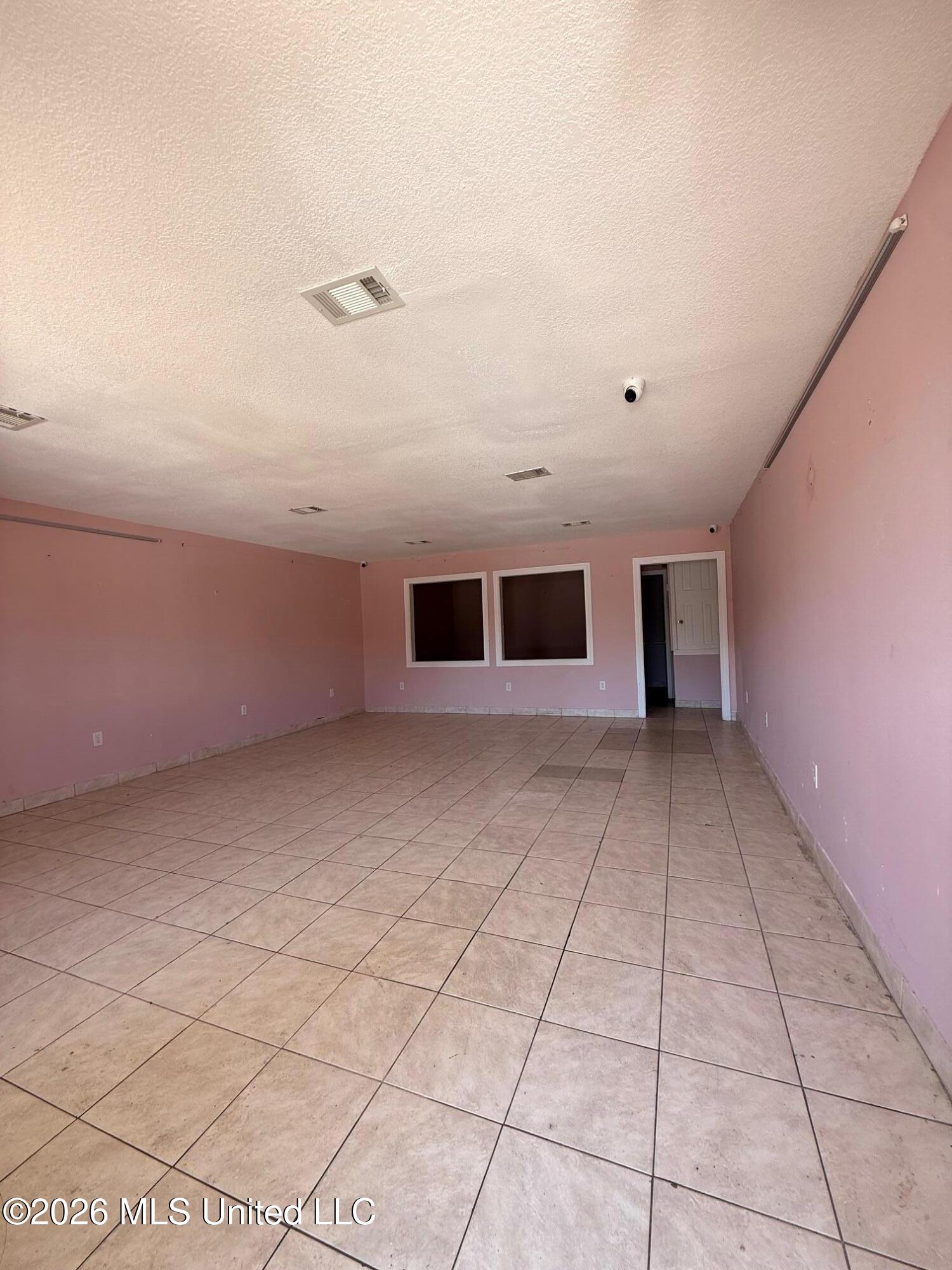 538 Division Street Property Photo 3