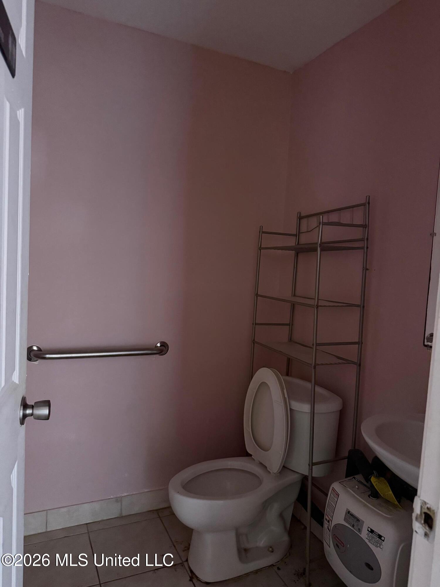 538 Division Street Property Photo 5