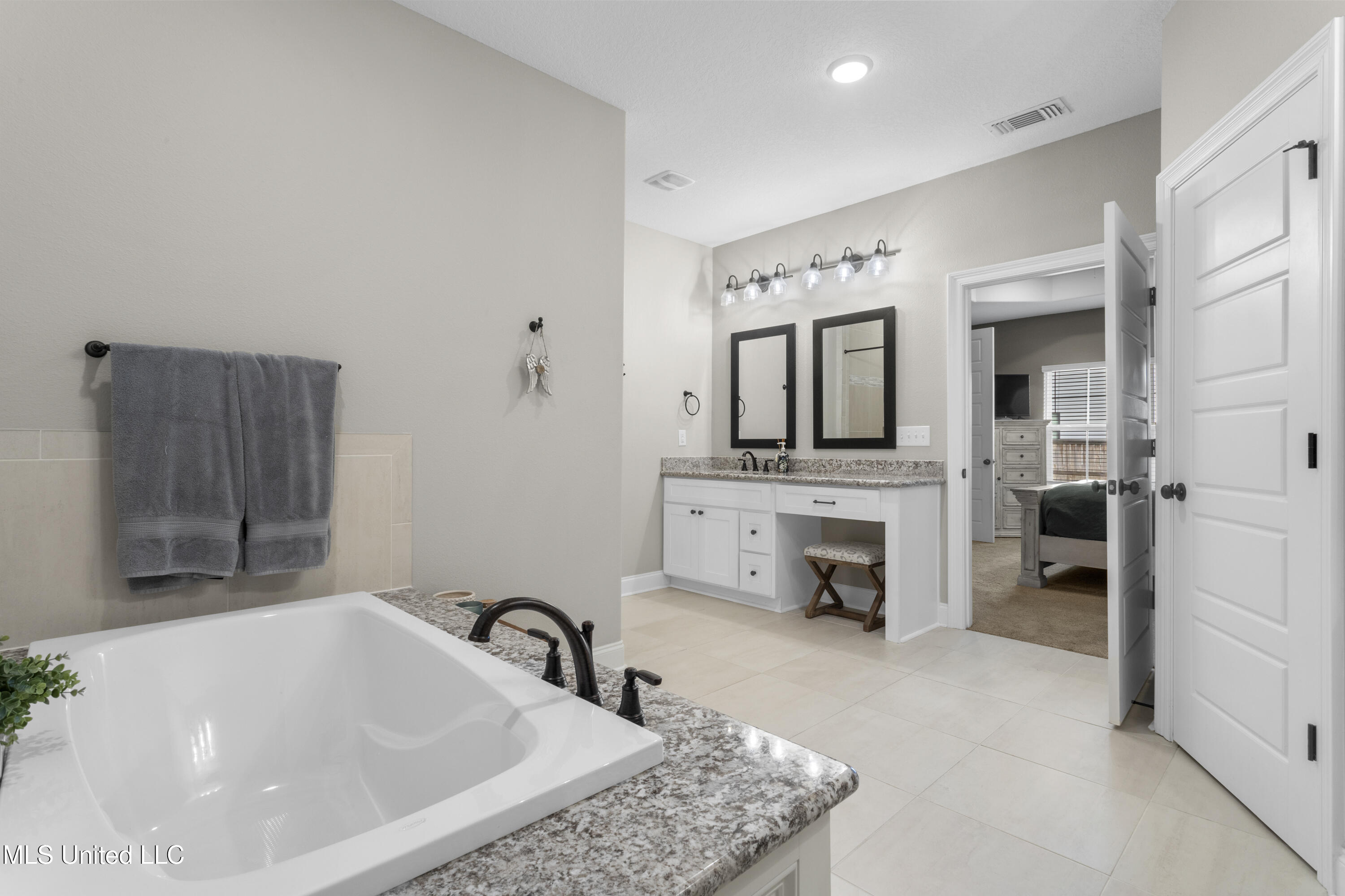 16908 W Landon Green Drive Property Photo 26