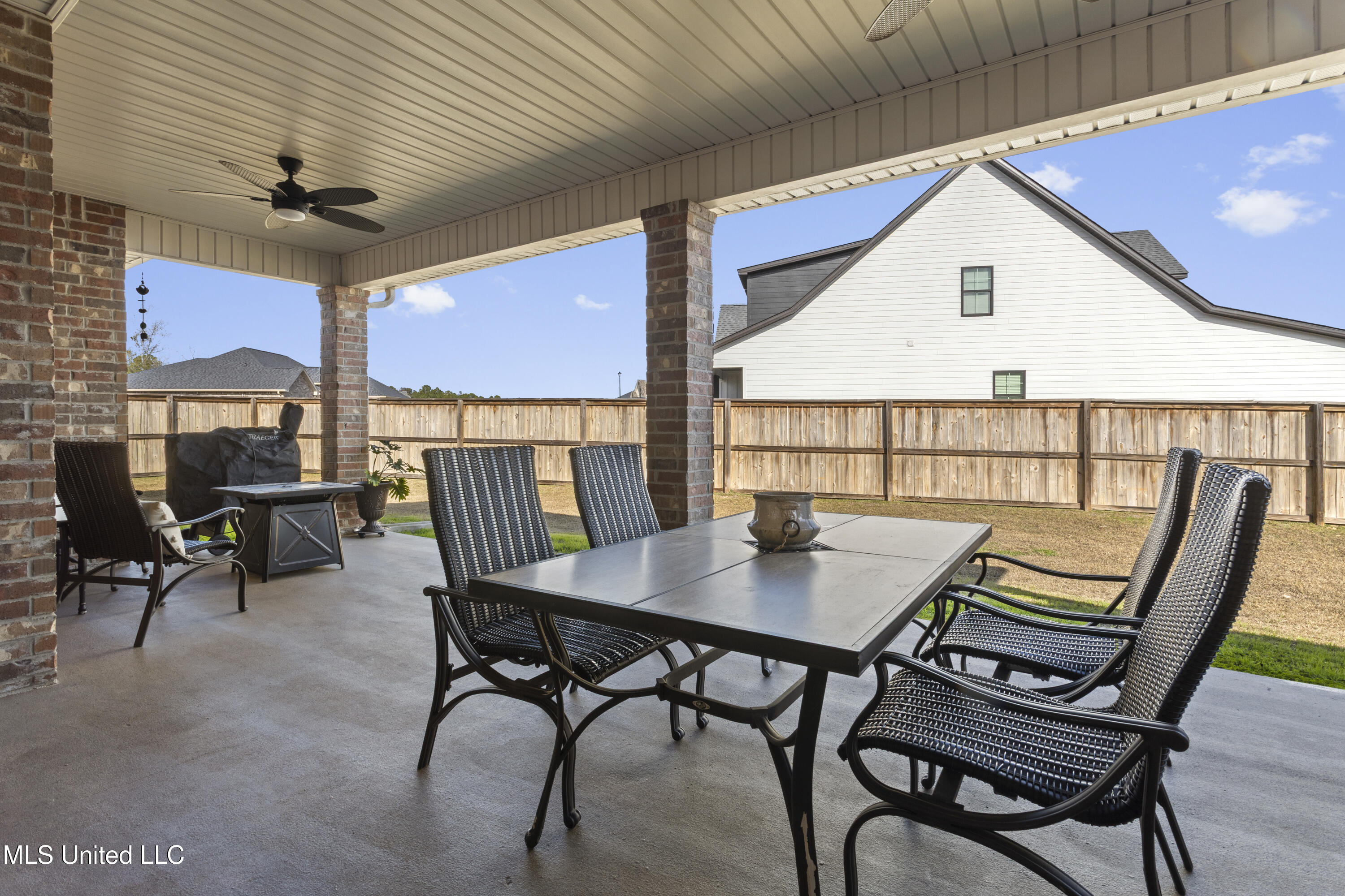16908 W Landon Green Drive Property Photo 36