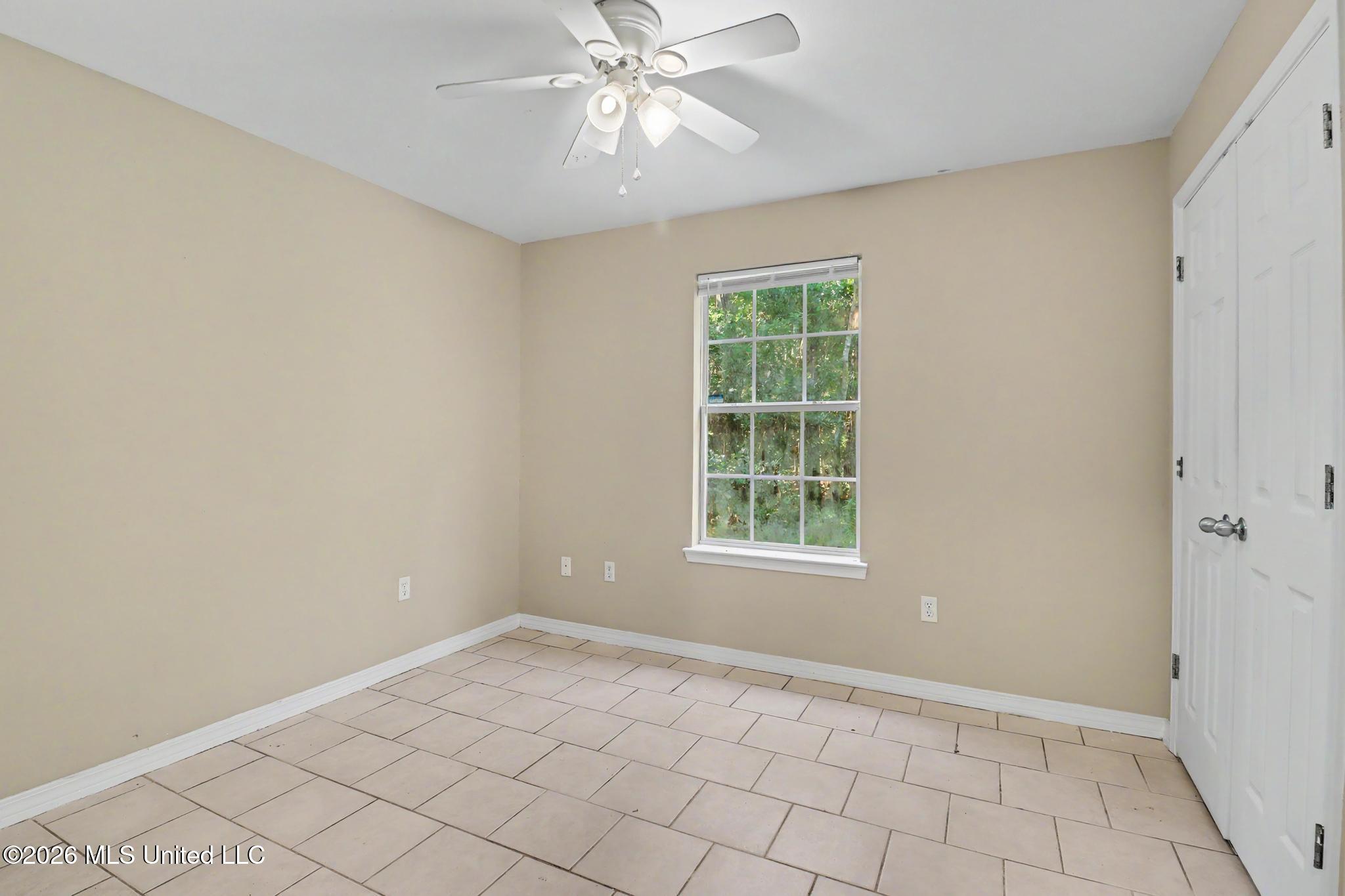 3008 50th Avenue Property Photo 10