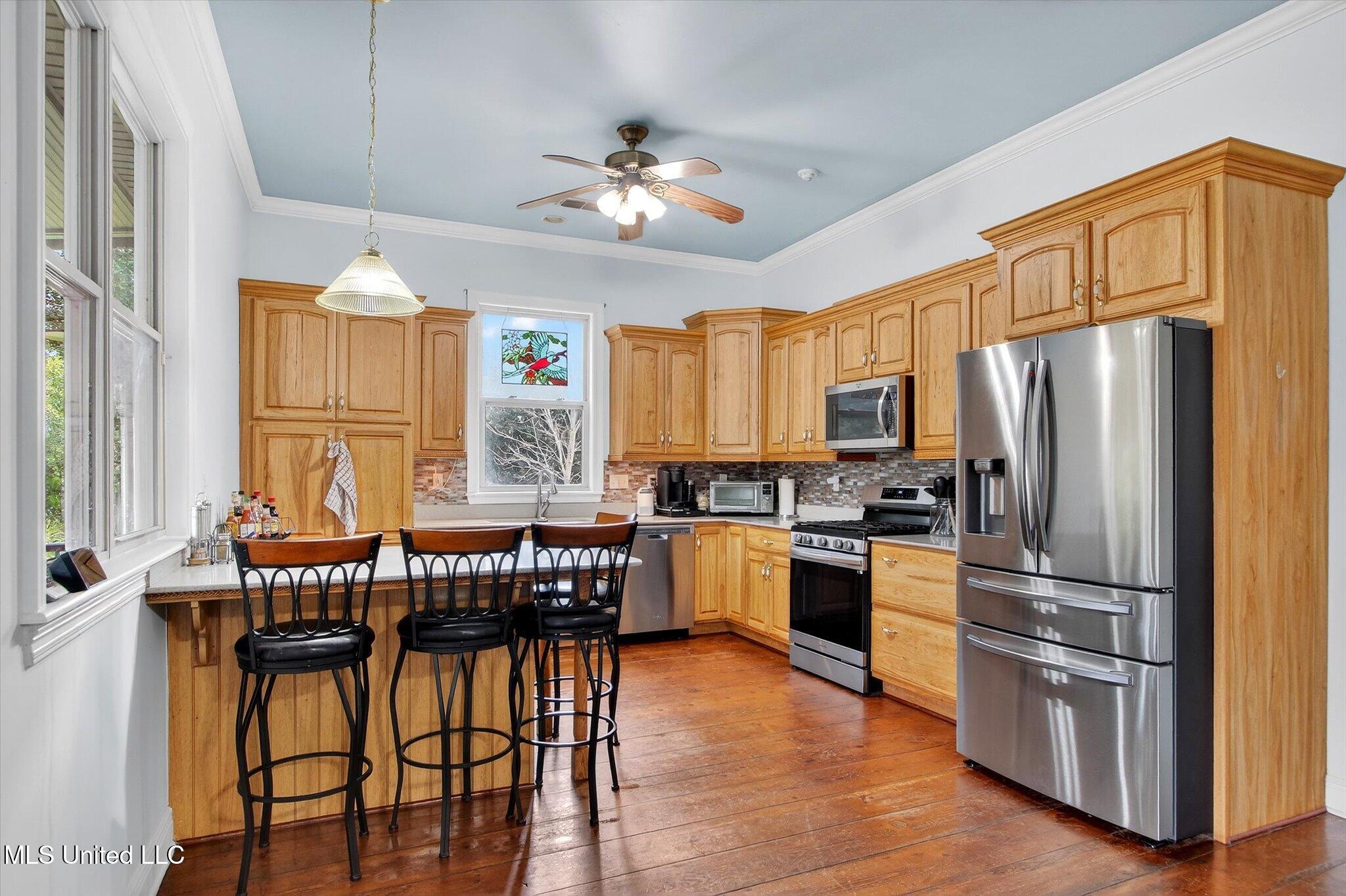 2104 Mole Drive Property Photo 16