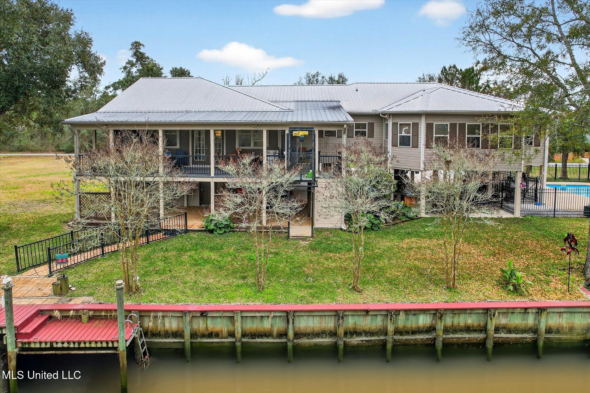 2104 Mole Drive Property Photo 37