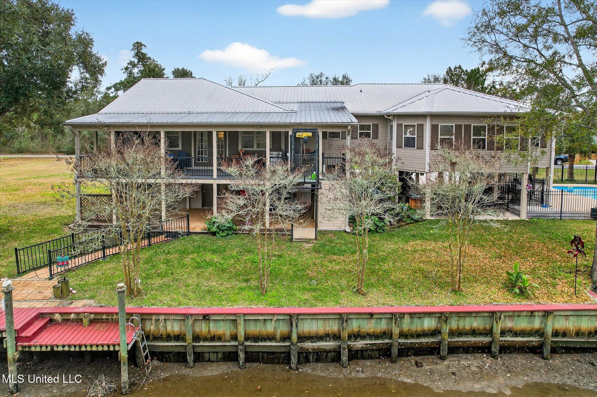 2104 Mole Drive Property Photo 38
