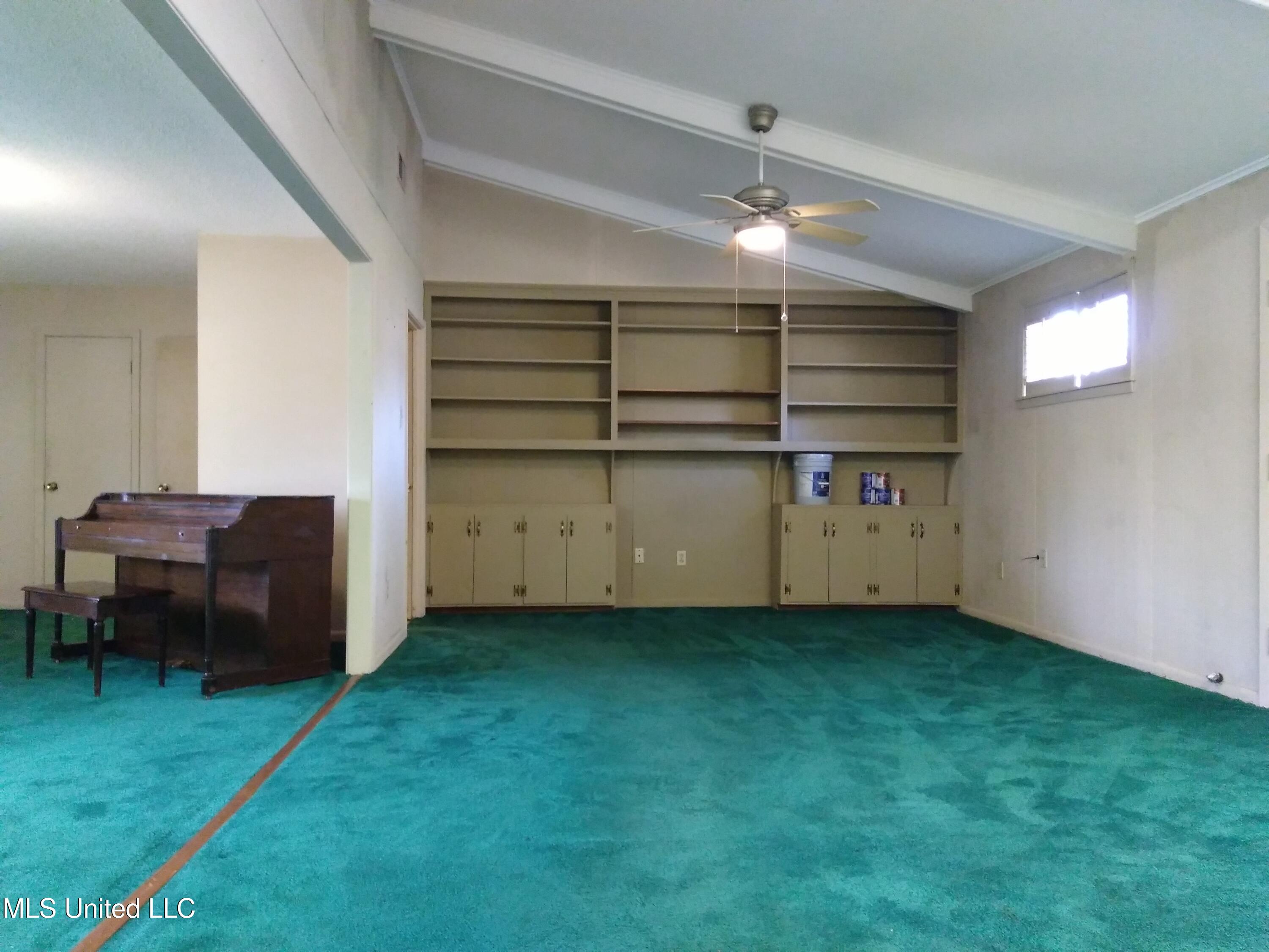 311 S Mac Arthur Circle Property Photo 22