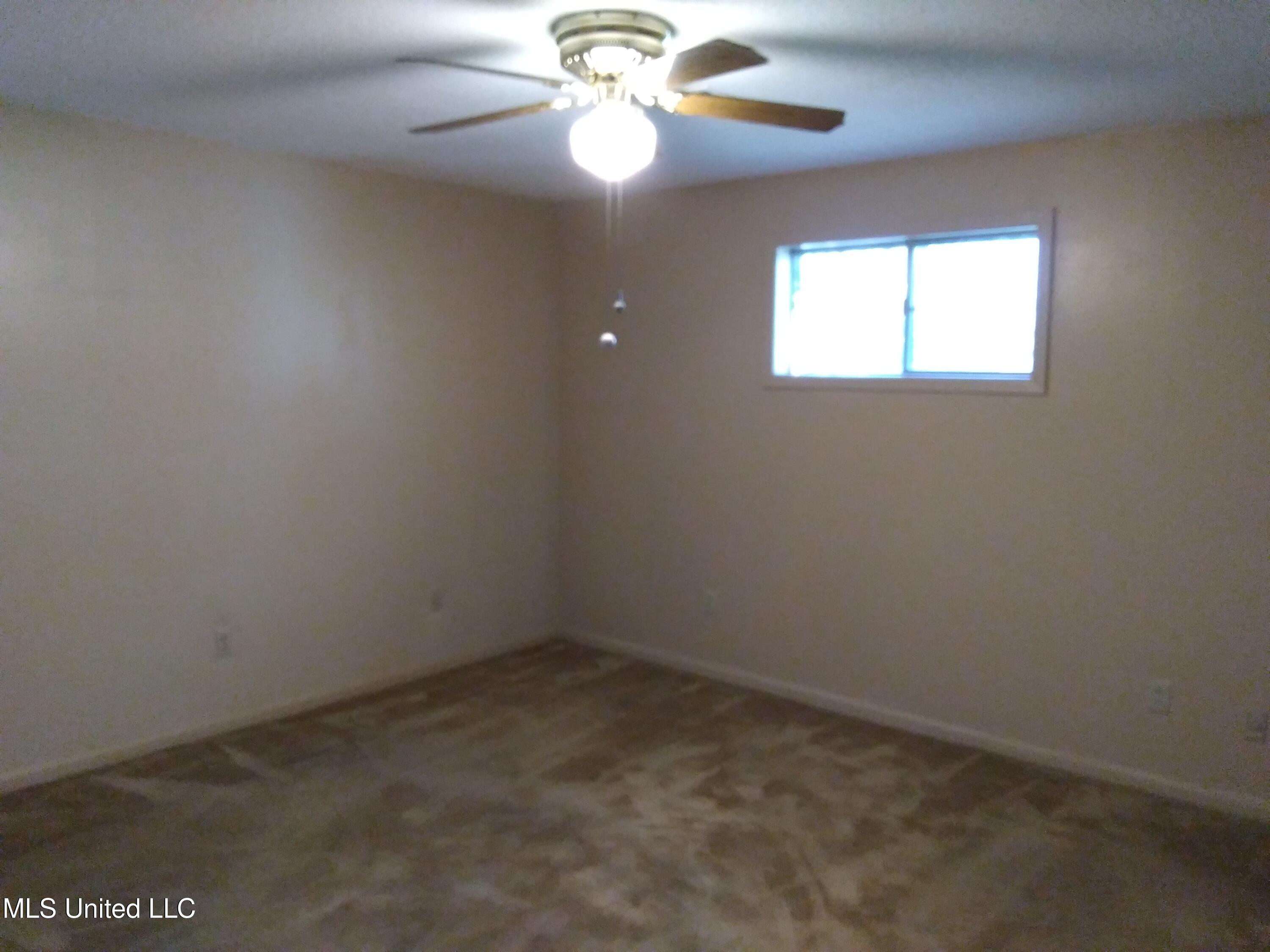 311 S Mac Arthur Circle Property Photo 26