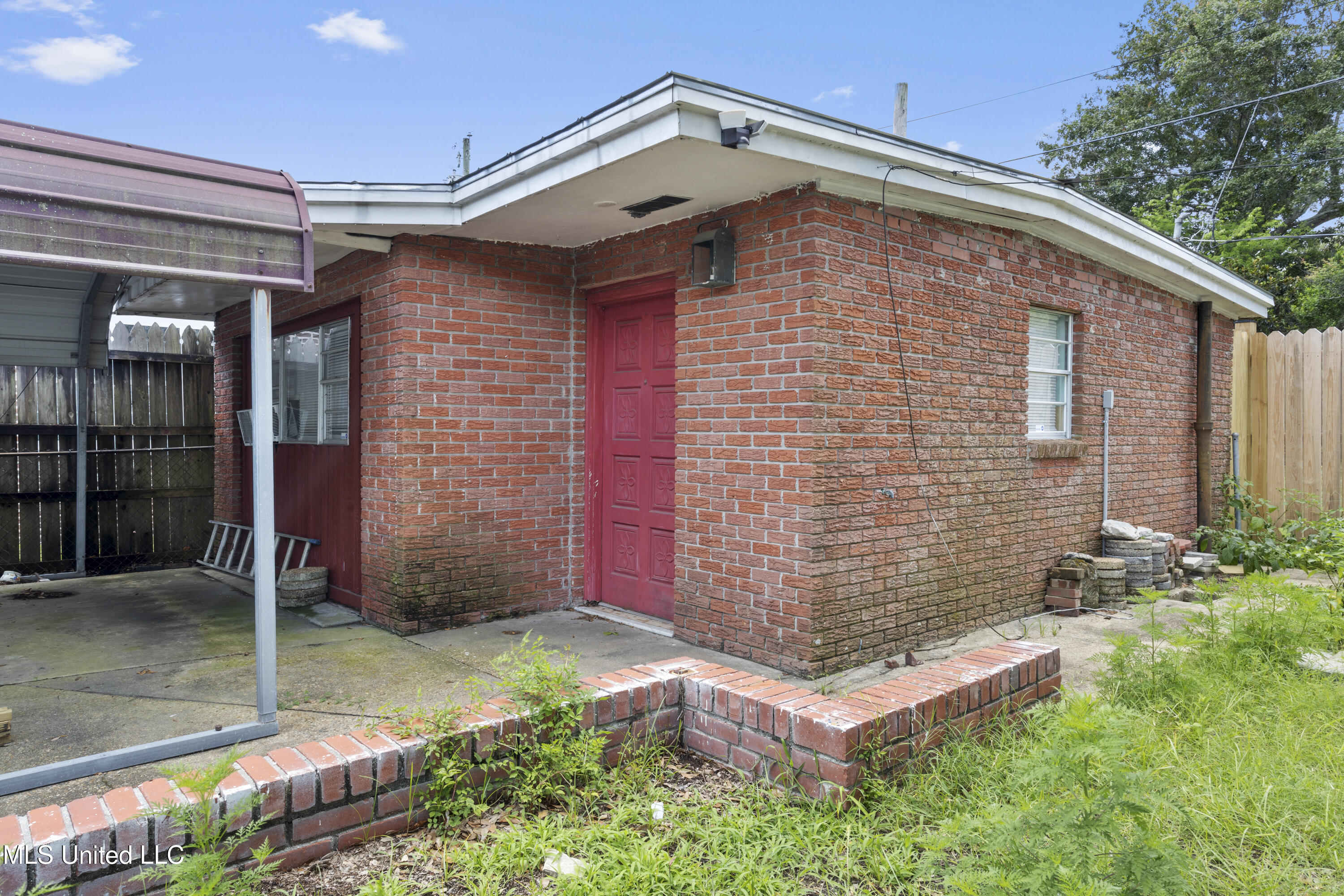1015 38th Avenue Property Photo 18