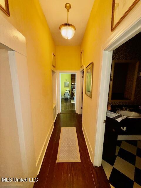 657 S Canal Street Property Photo 12