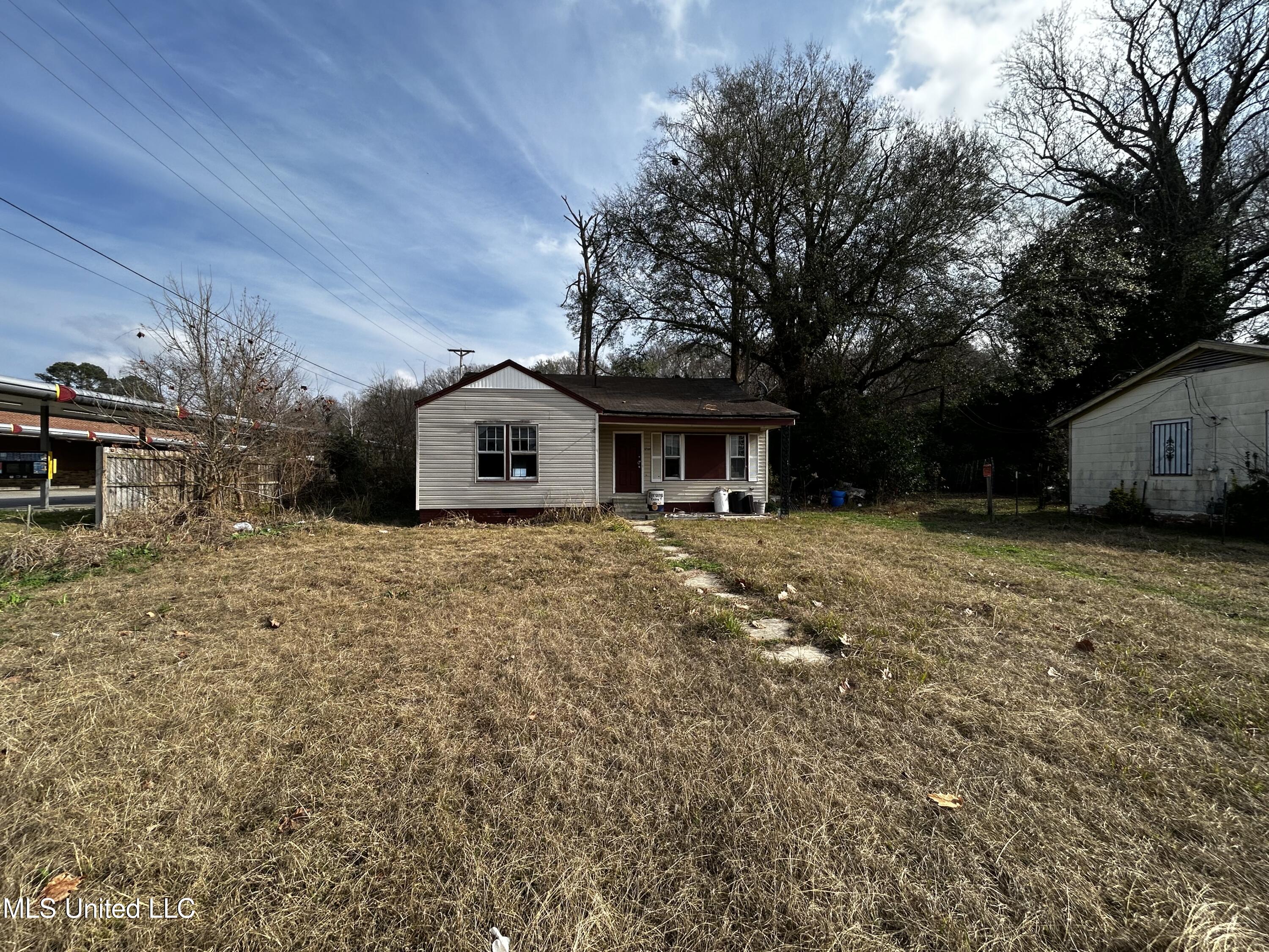 1704 Carson Drive Property Photo 5
