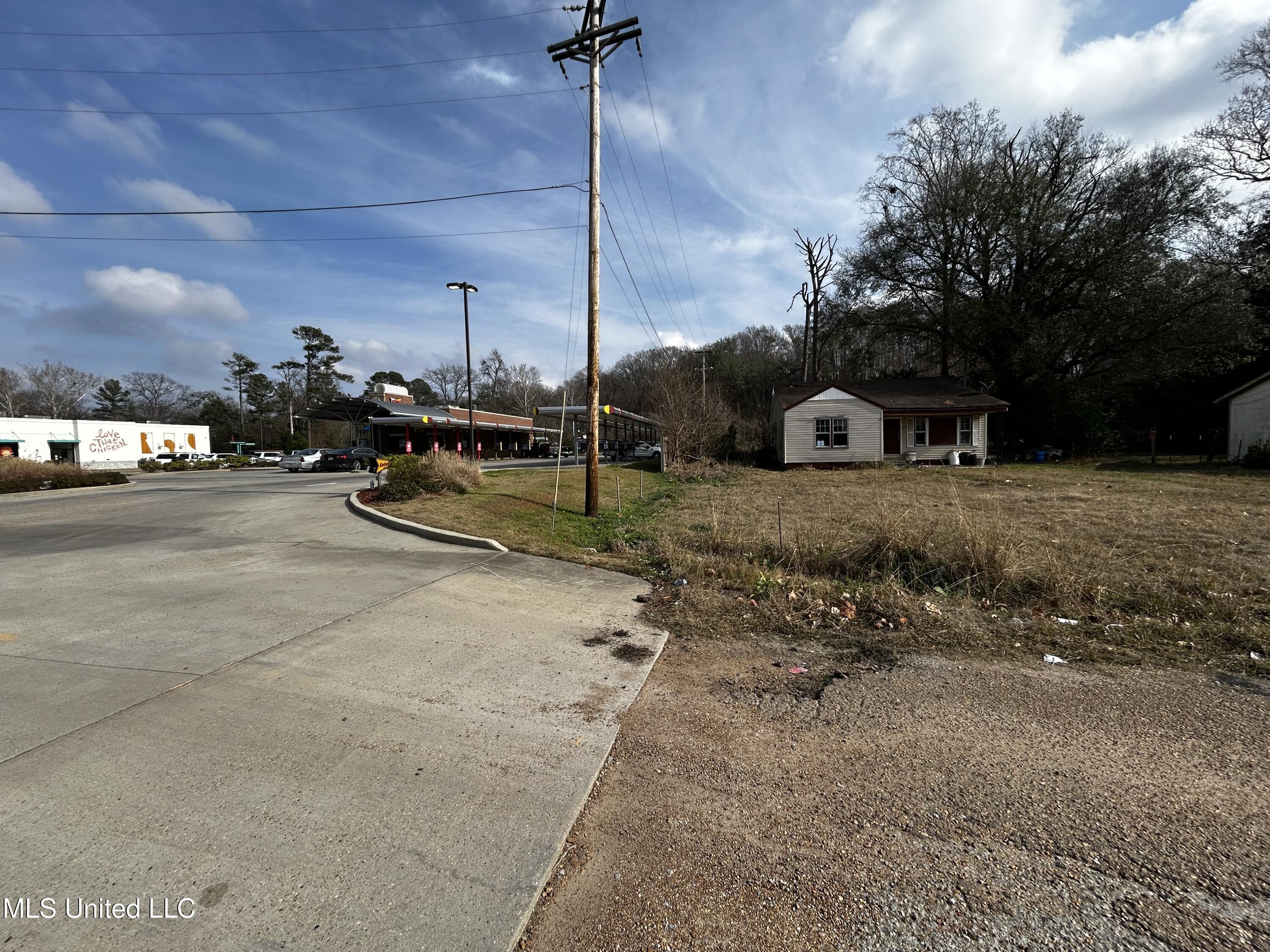 1704 Carson Drive Property Photo 6