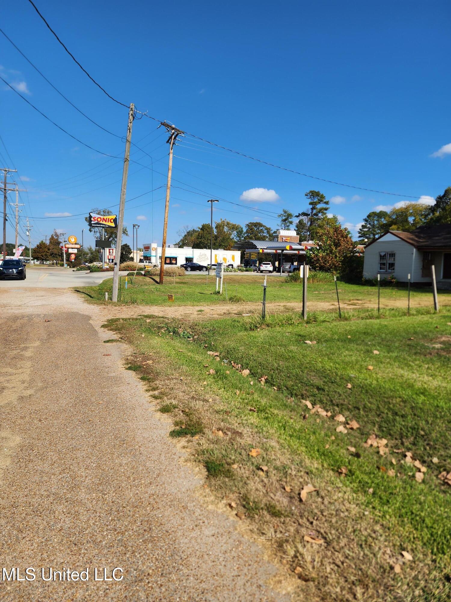 1704 Carson Drive Property Photo 10