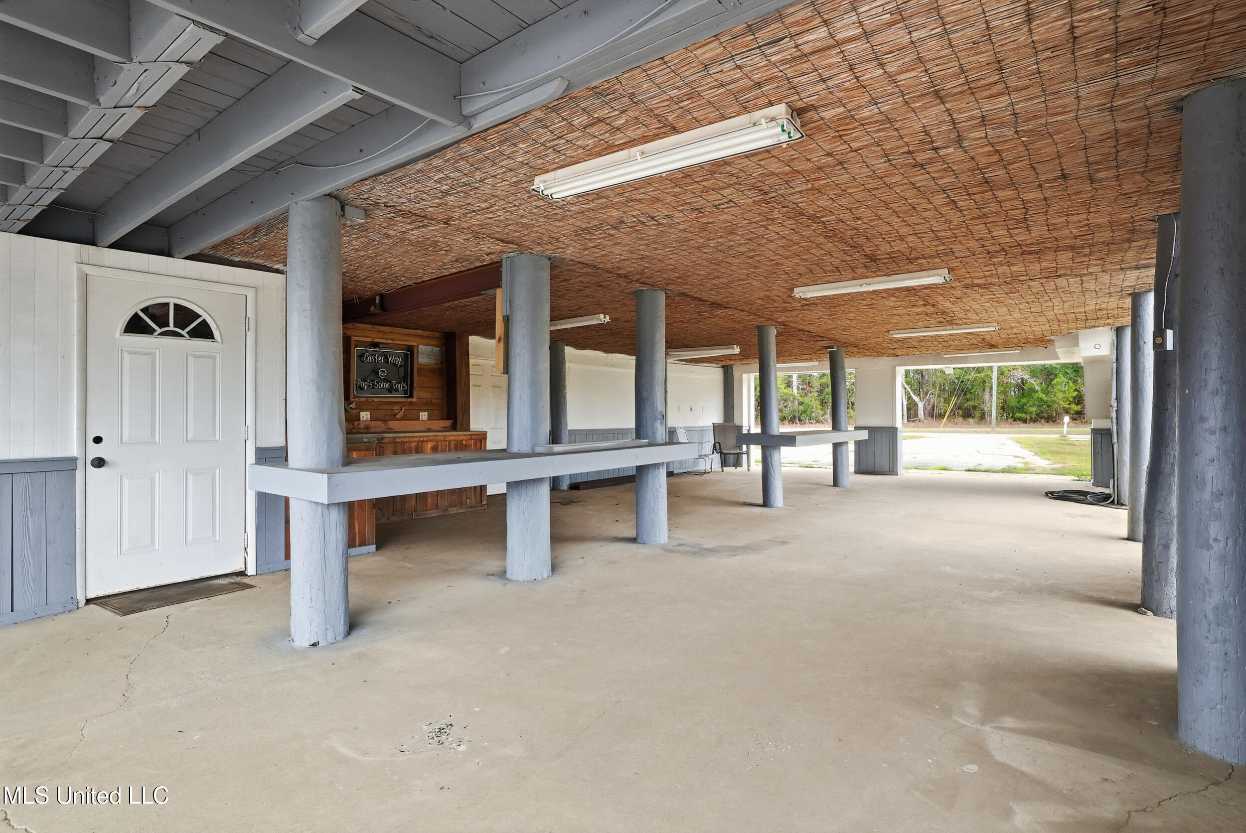 10064 Everest Street Property Photo 4