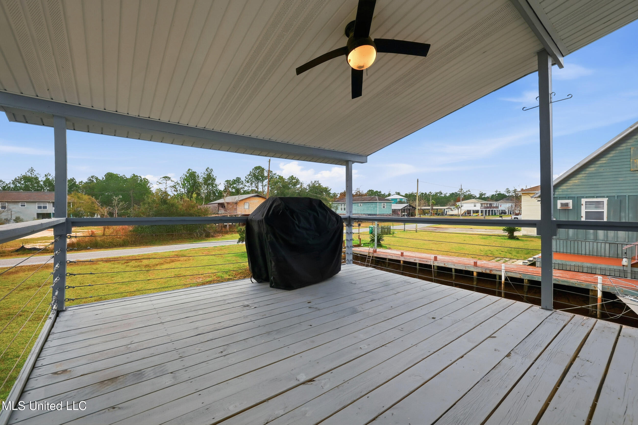 10064 Everest Street Property Photo 8