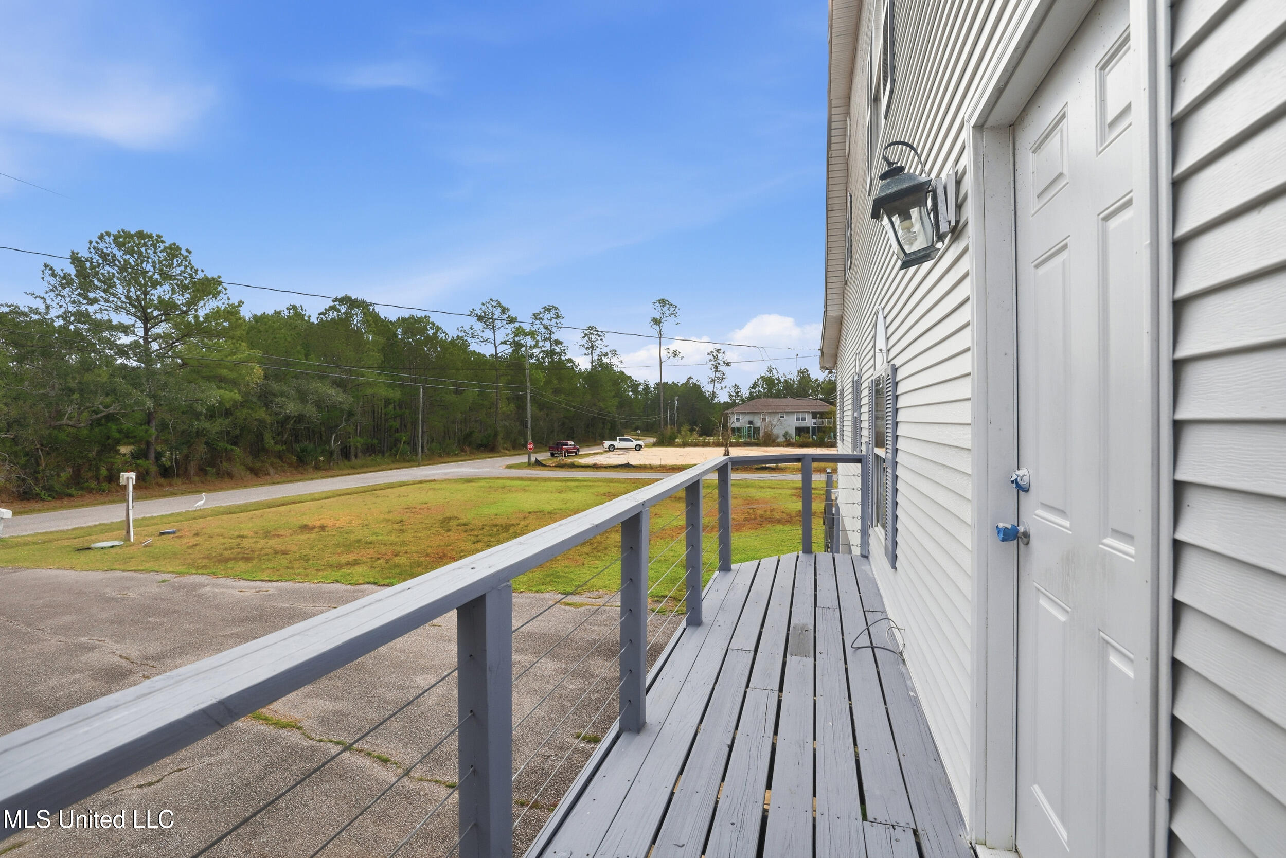 10064 Everest Street Property Photo 14