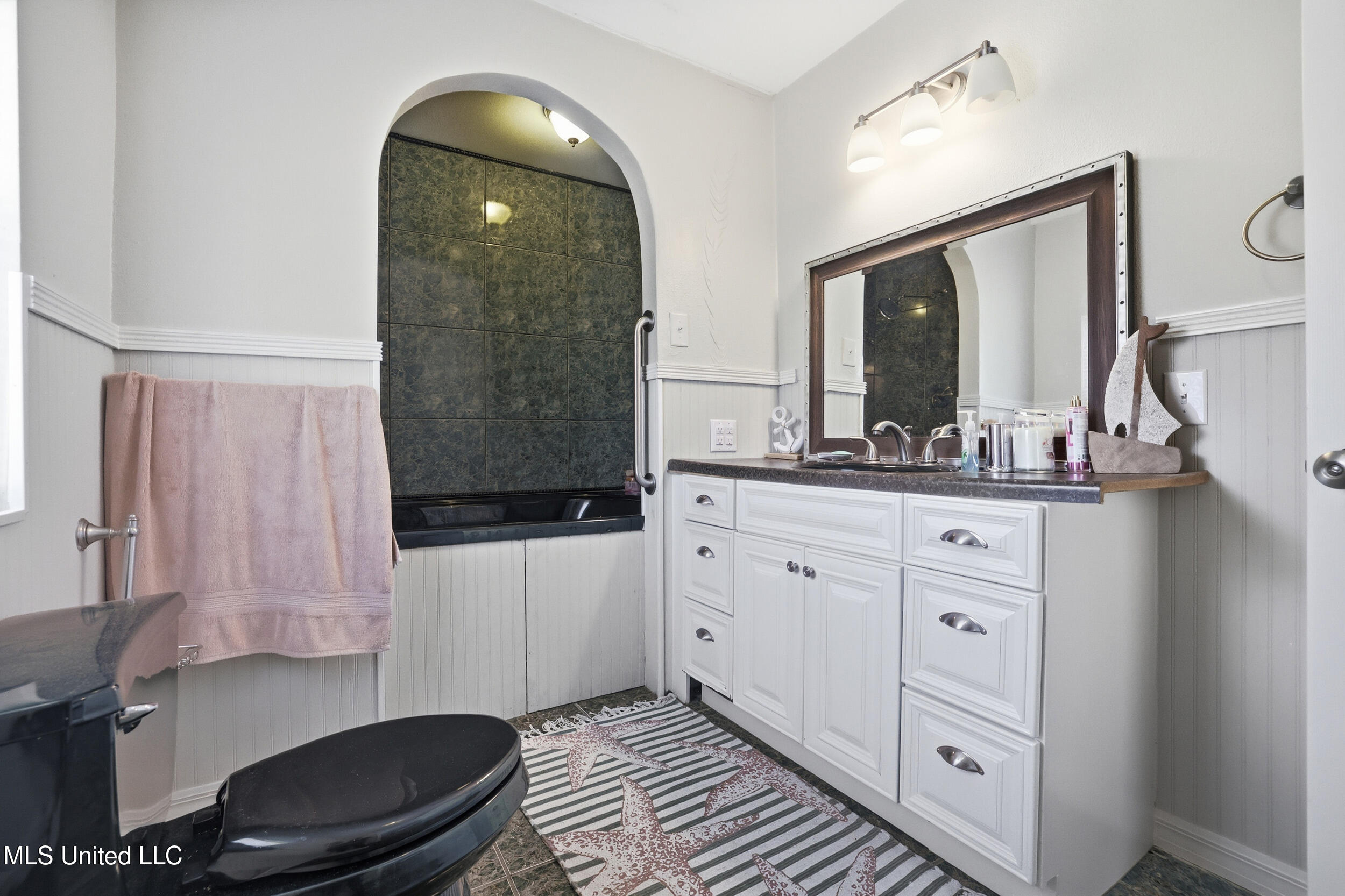 10064 Everest Street Property Photo 33