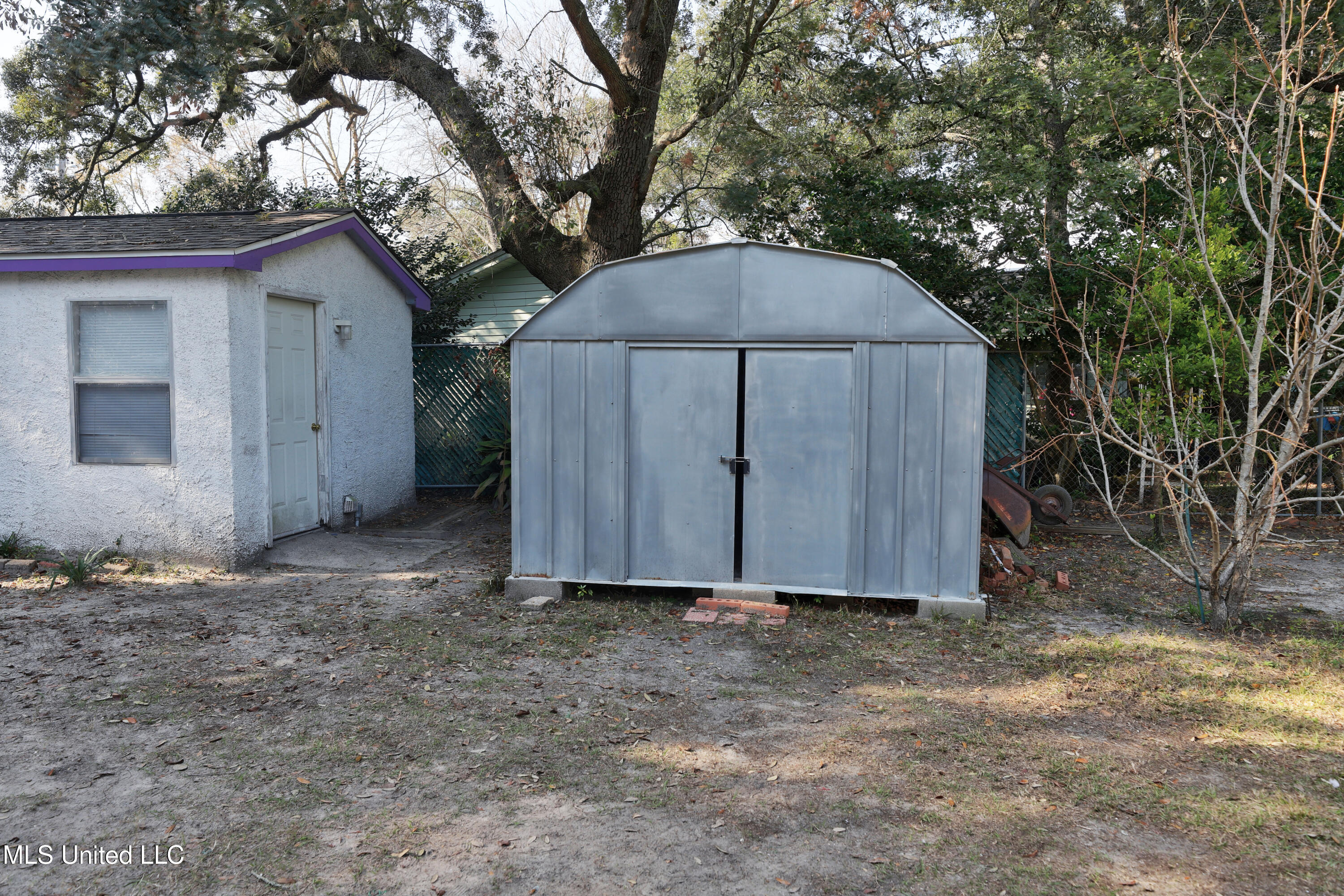 1229 Kensington Drive Property Photo 23