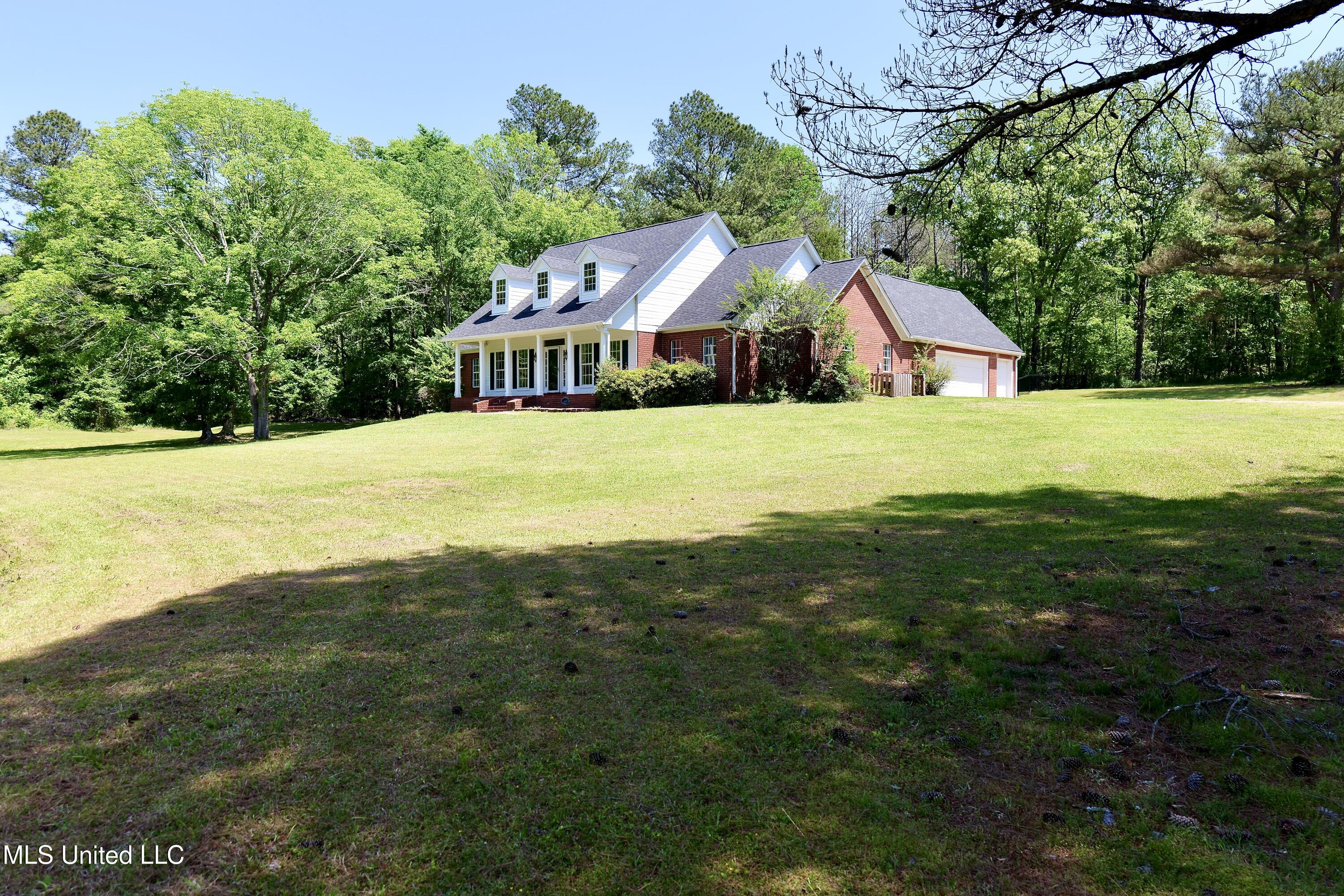 120 Timber Green Lane Property Photo 2