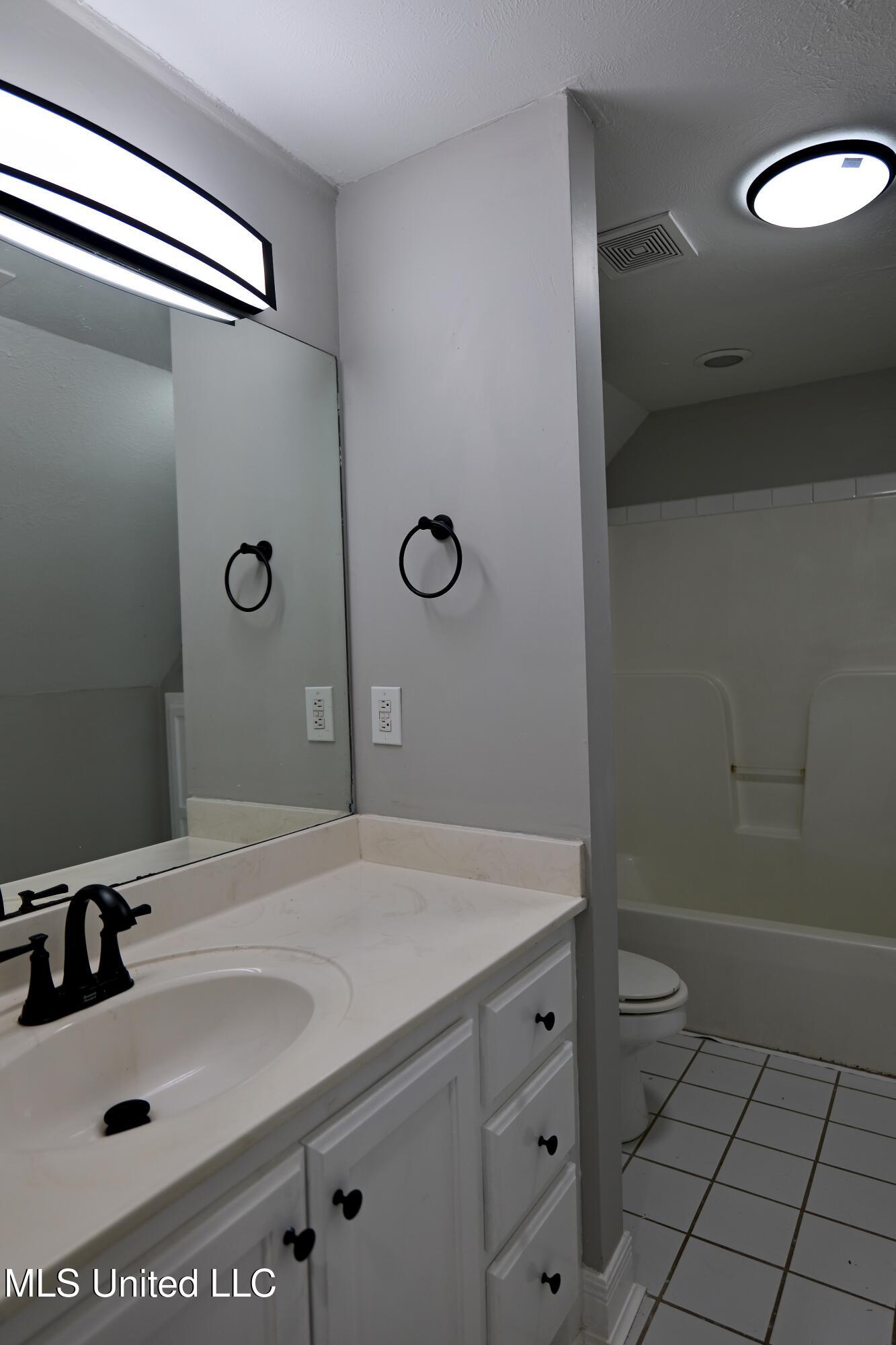 120 Timber Green Lane Property Photo 28