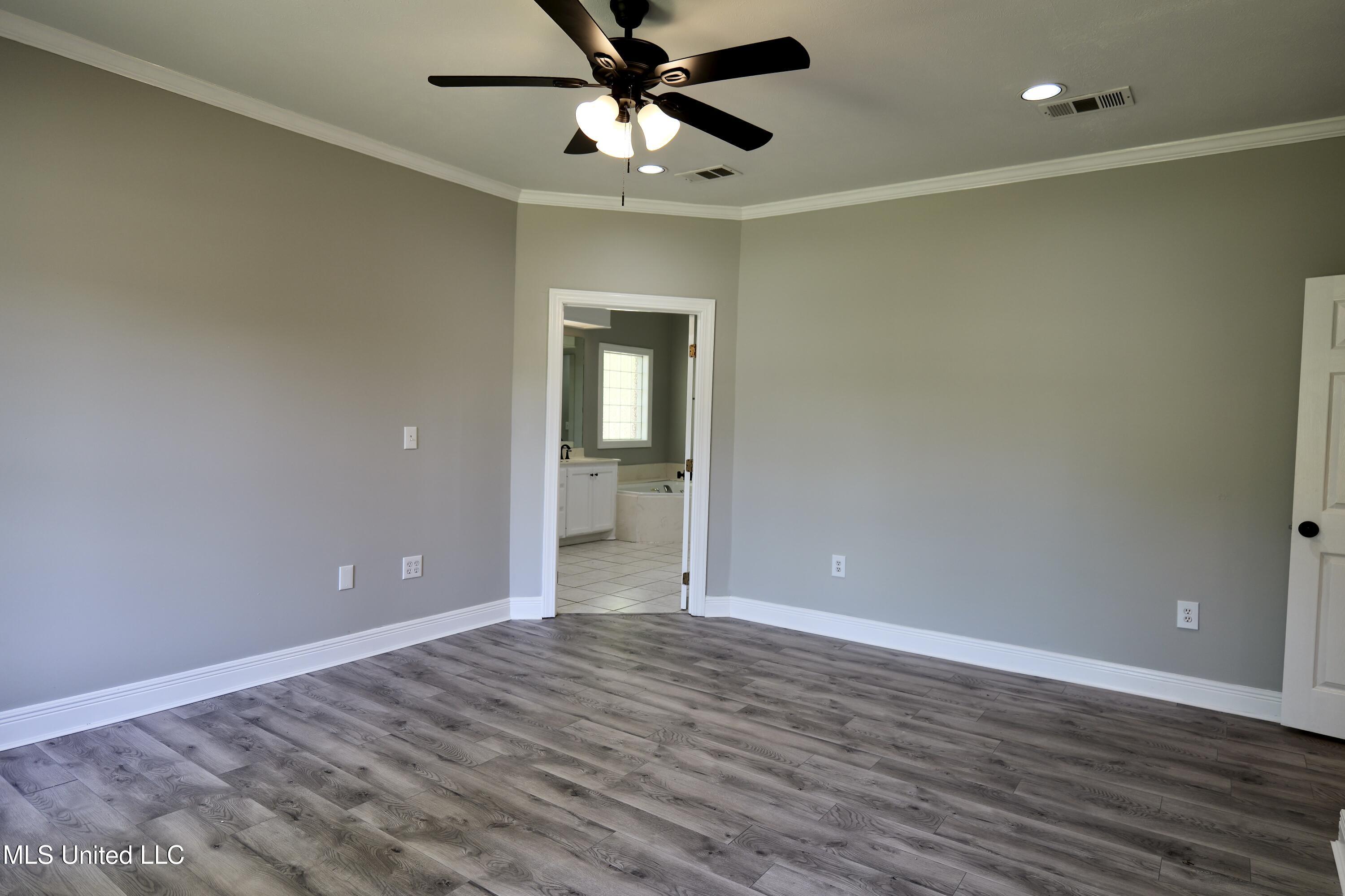 120 Timber Green Lane Property Photo 30