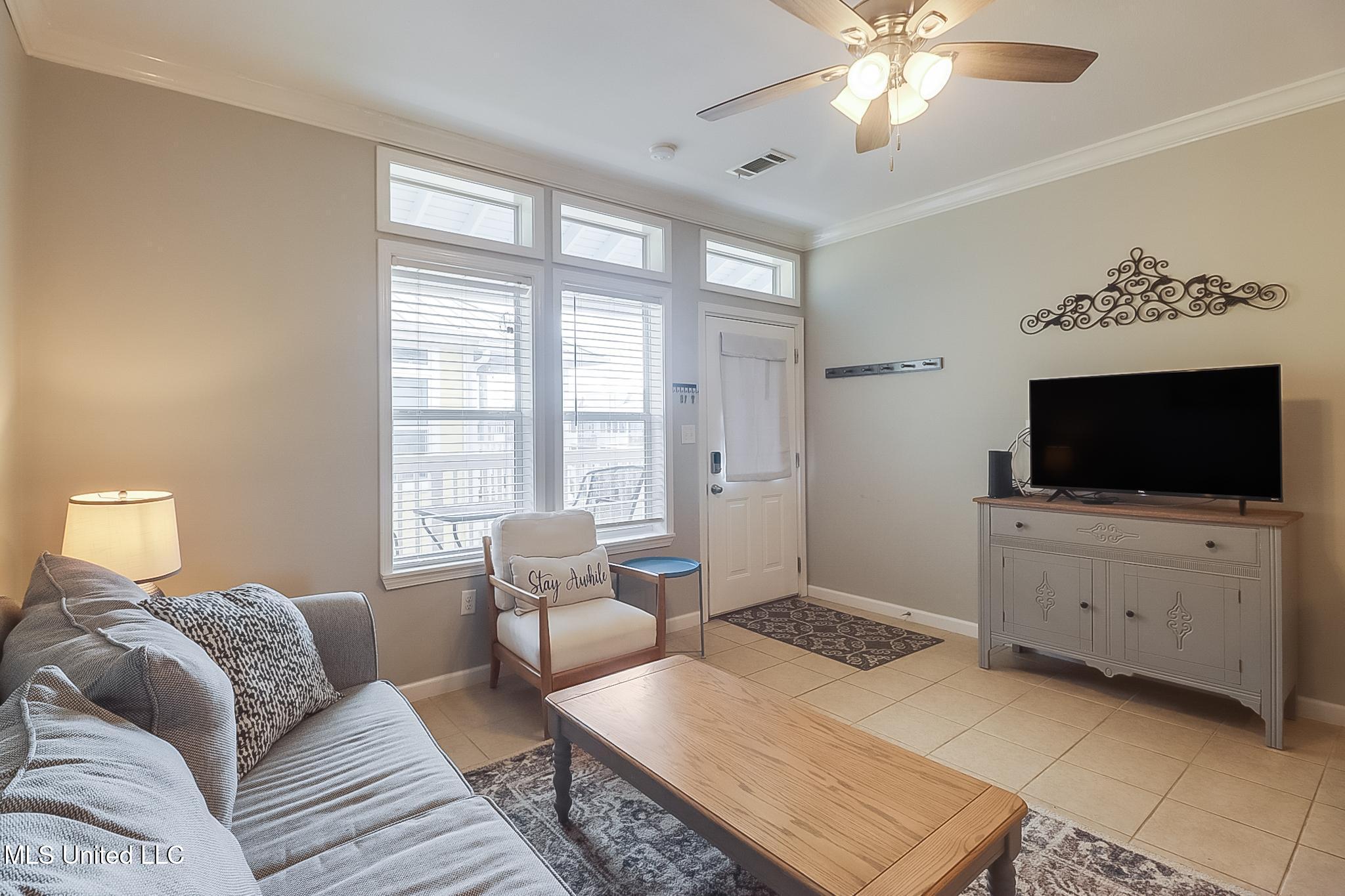 1515 E Beach Boulevard Property Photo 4