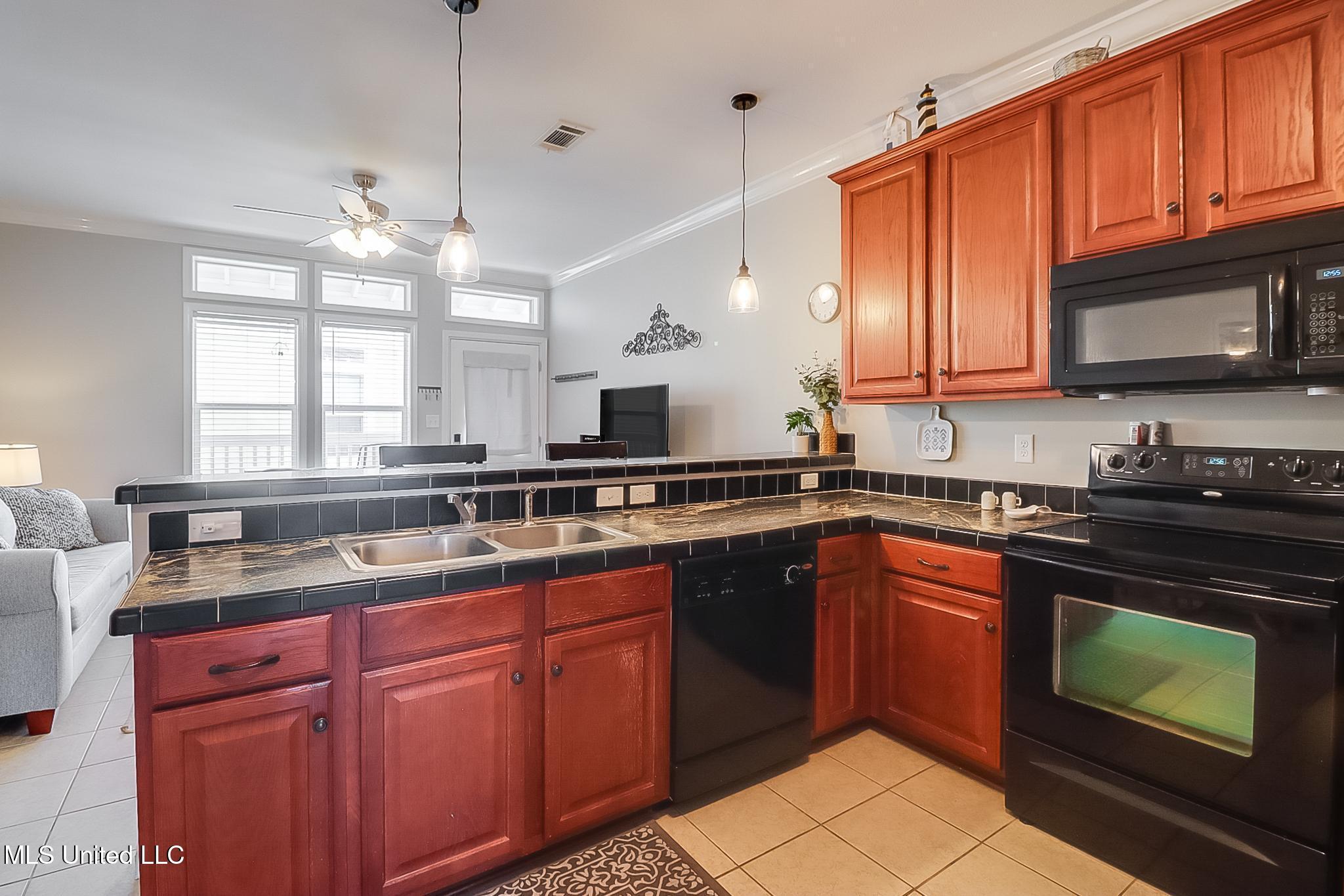1515 E Beach Boulevard Property Photo 7
