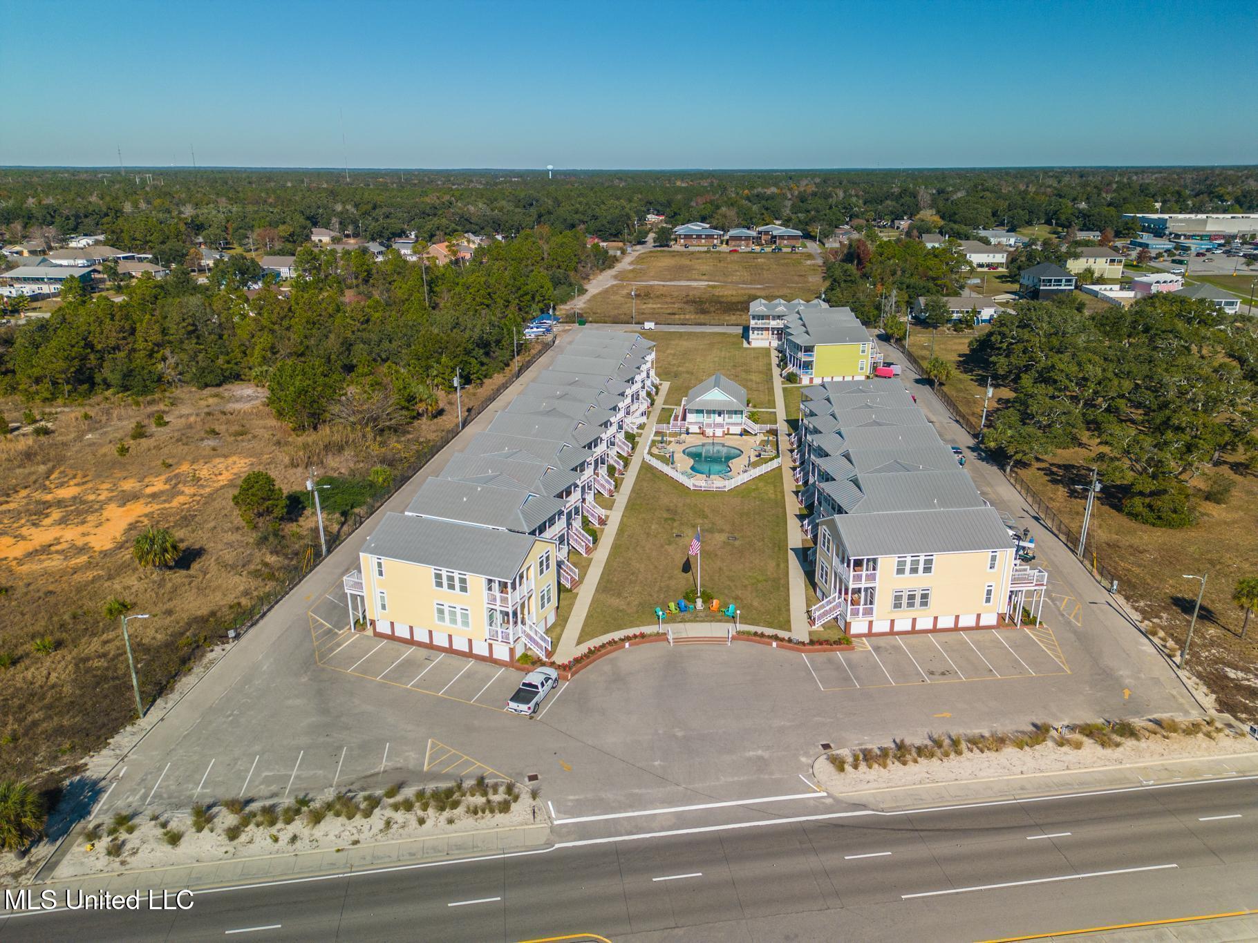 1515 E Beach Boulevard Property Photo 17