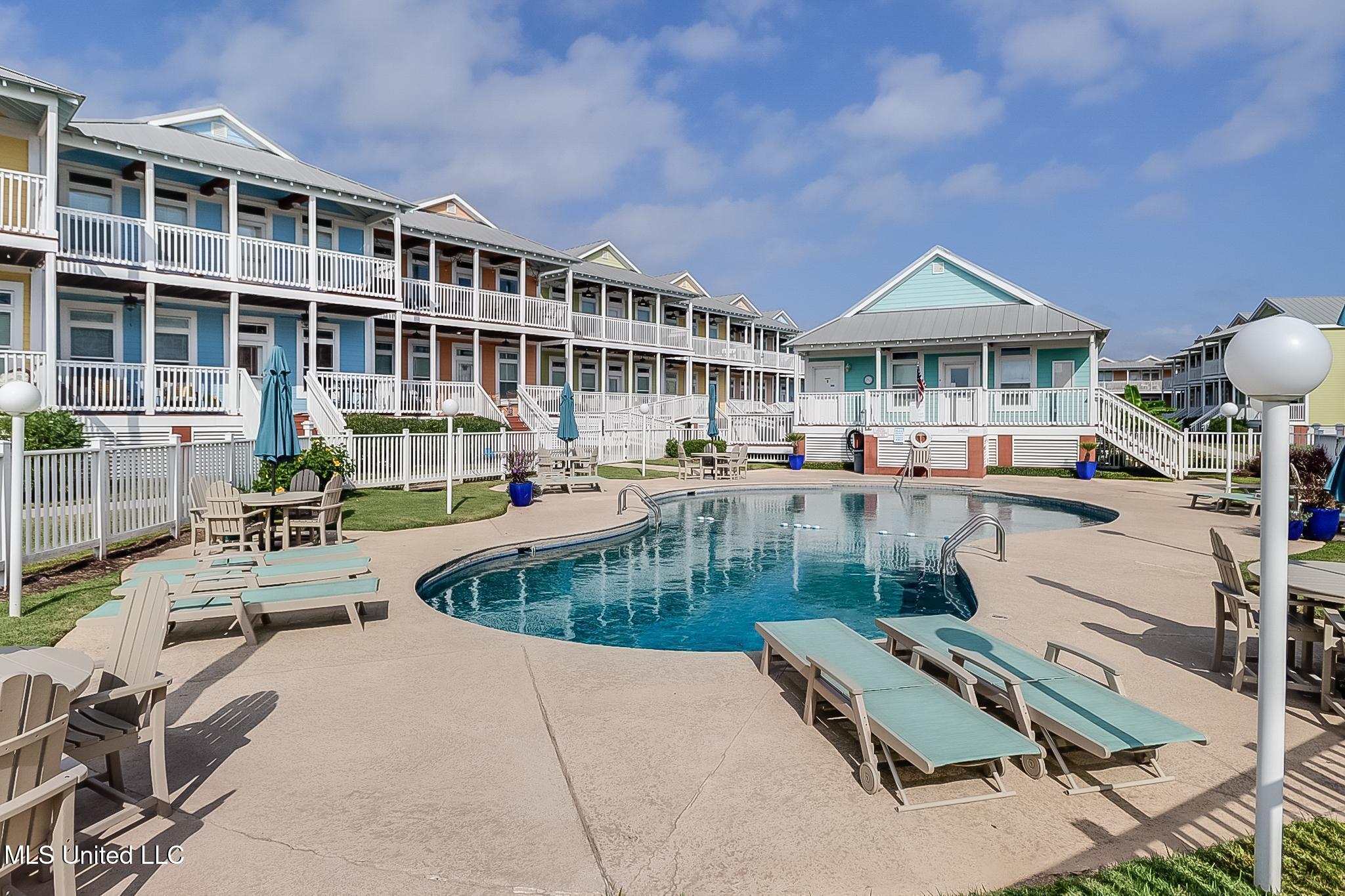 1515 E Beach Boulevard Property Photo 20