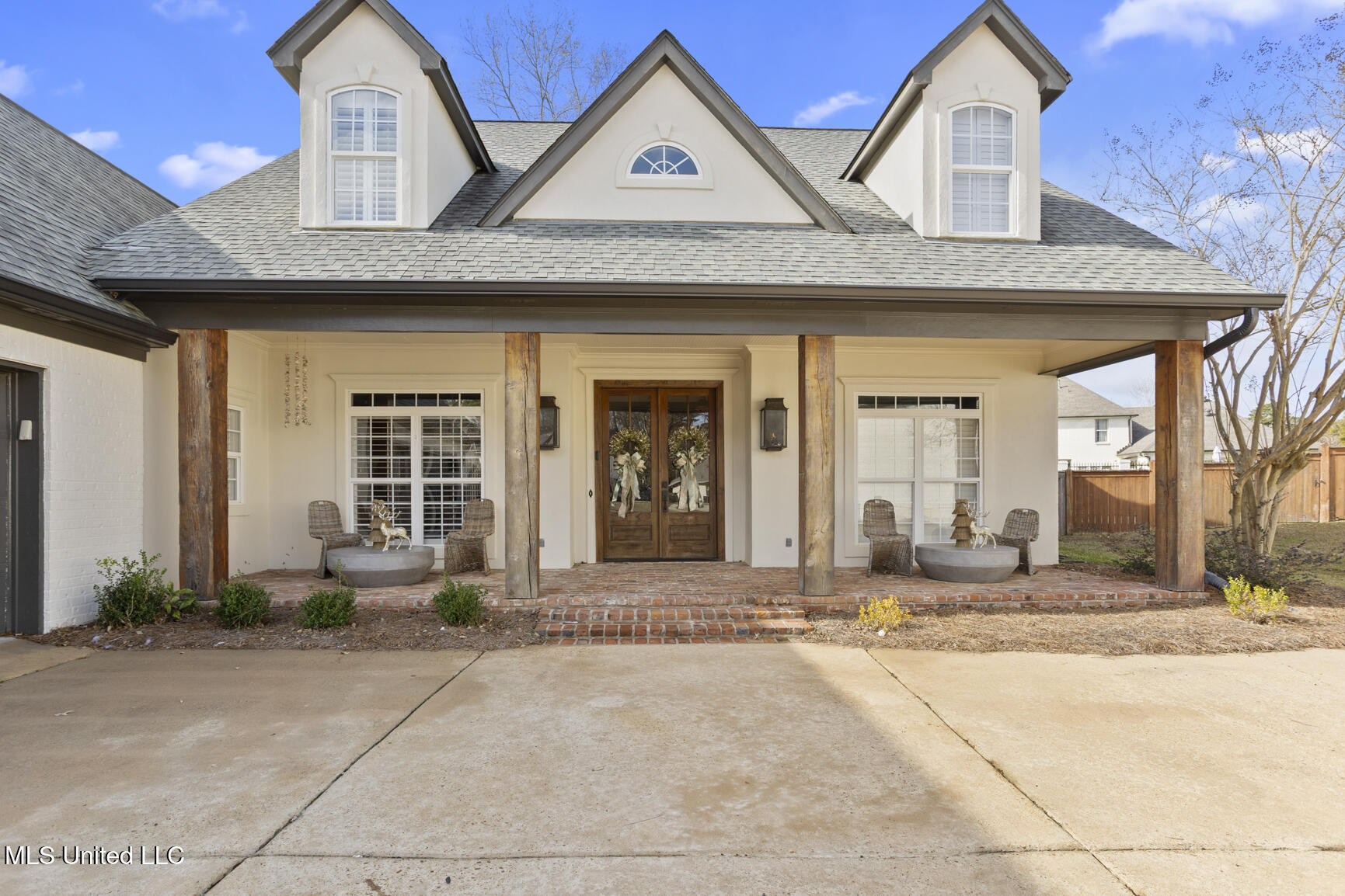 712 S Chickasaw Drive Property Photo 5