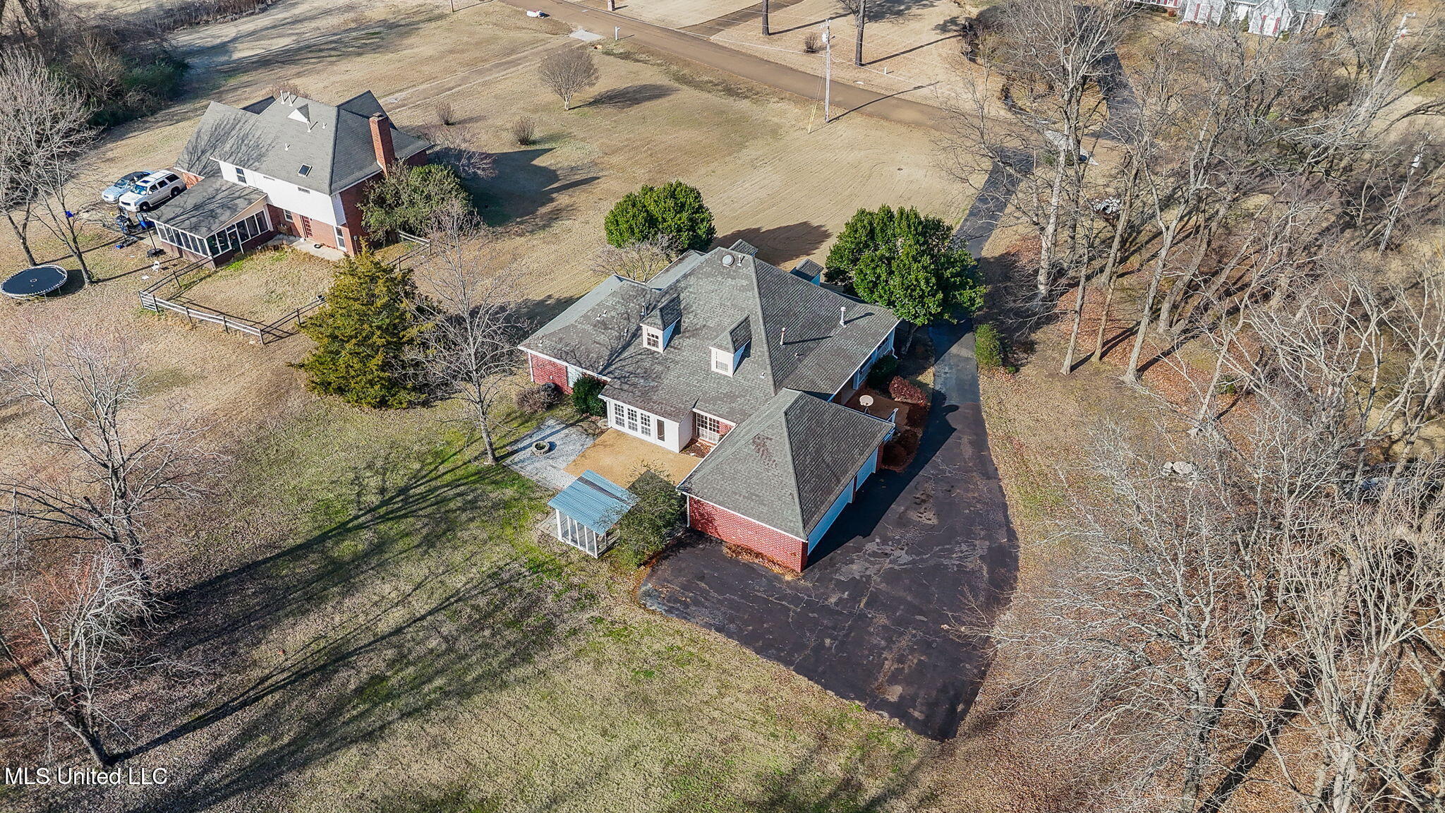 7885 Hunters Bend Cove Property Photo 44