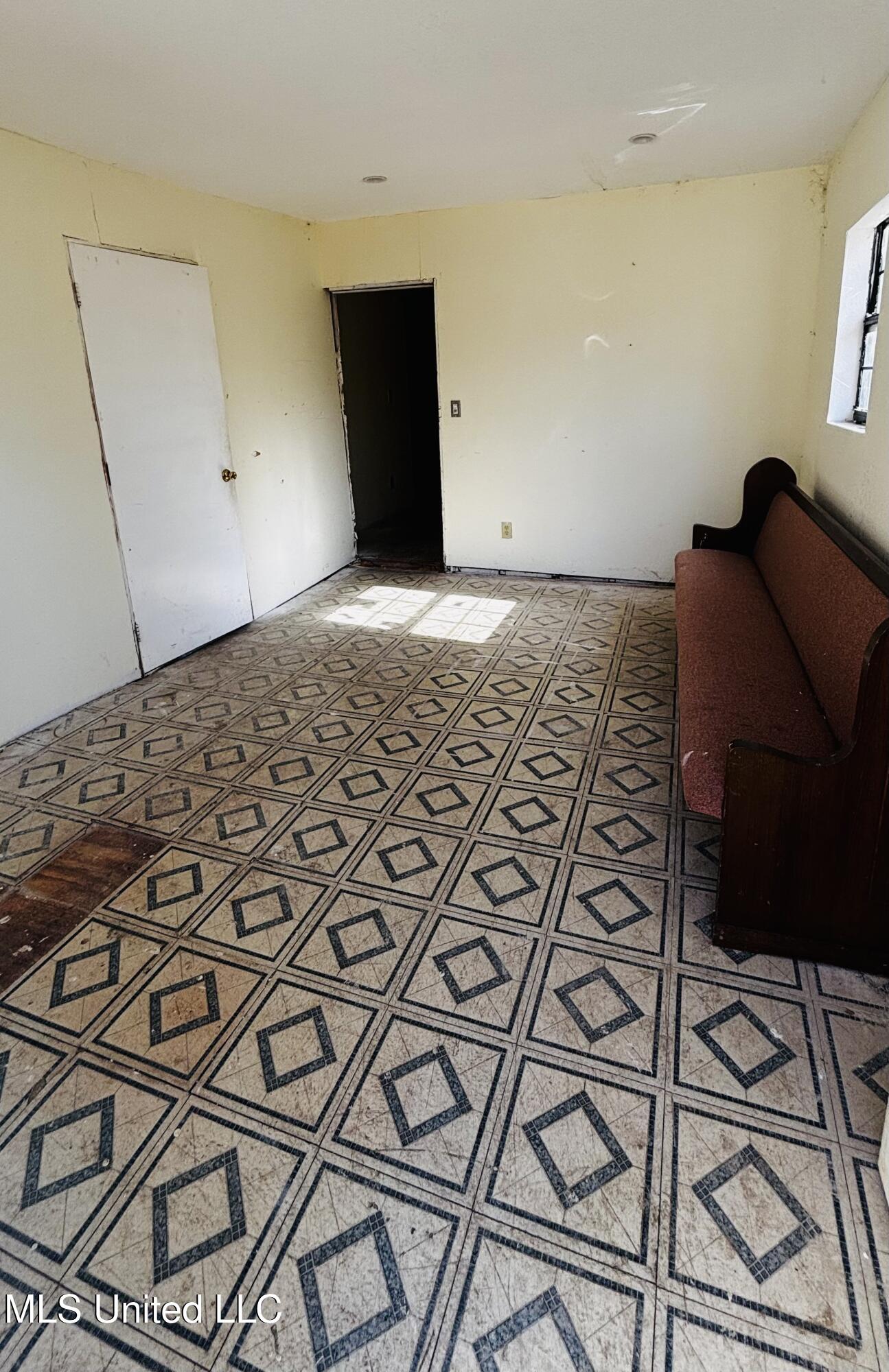 29 Agnew Street Property Photo 3