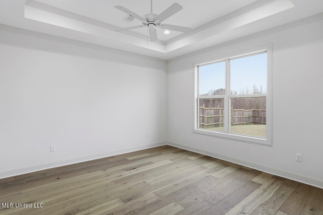 180 Catherine Boulevard Property Photo 18