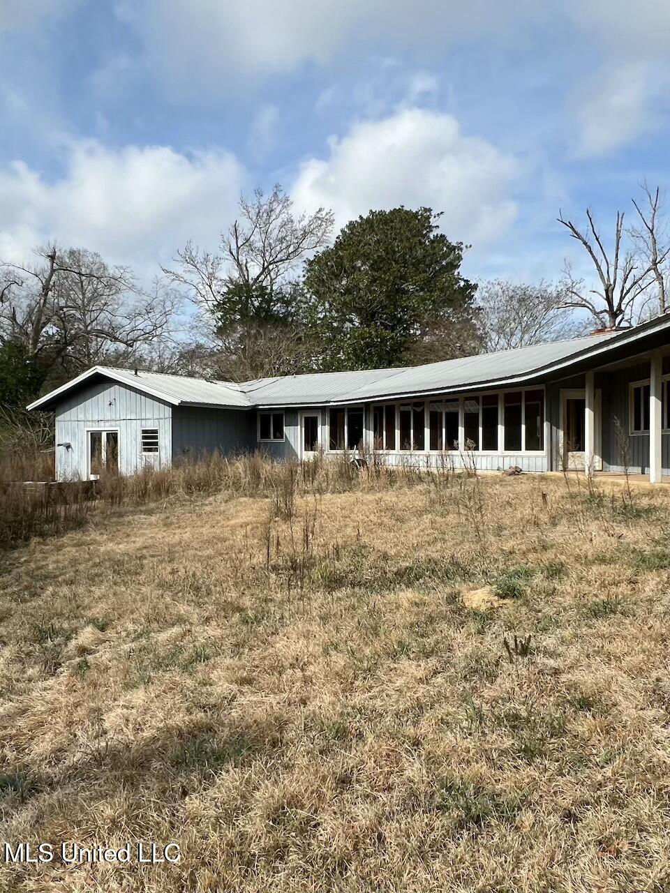 417 Boulevard Street Property Photo 9