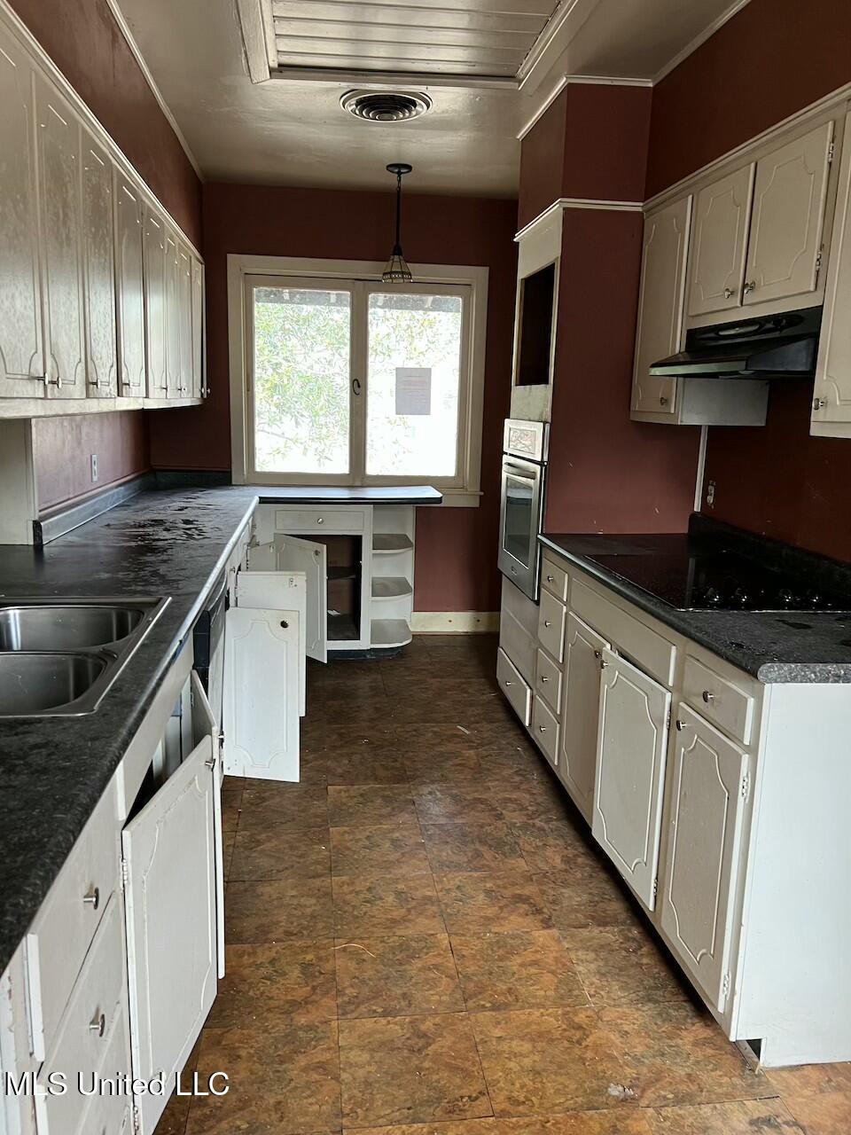 417 Boulevard Street Property Photo 13