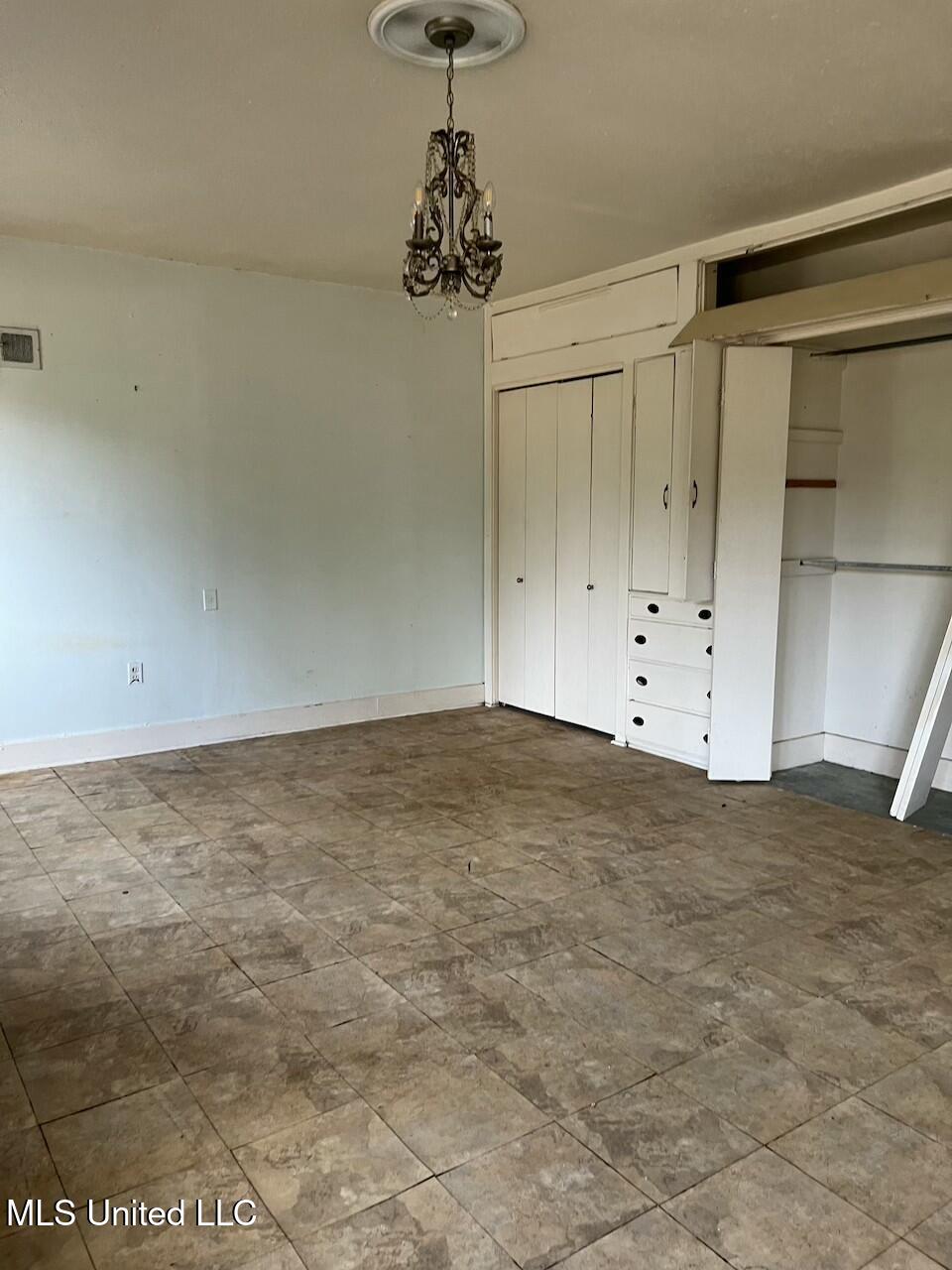 417 Boulevard Street Property Photo 25
