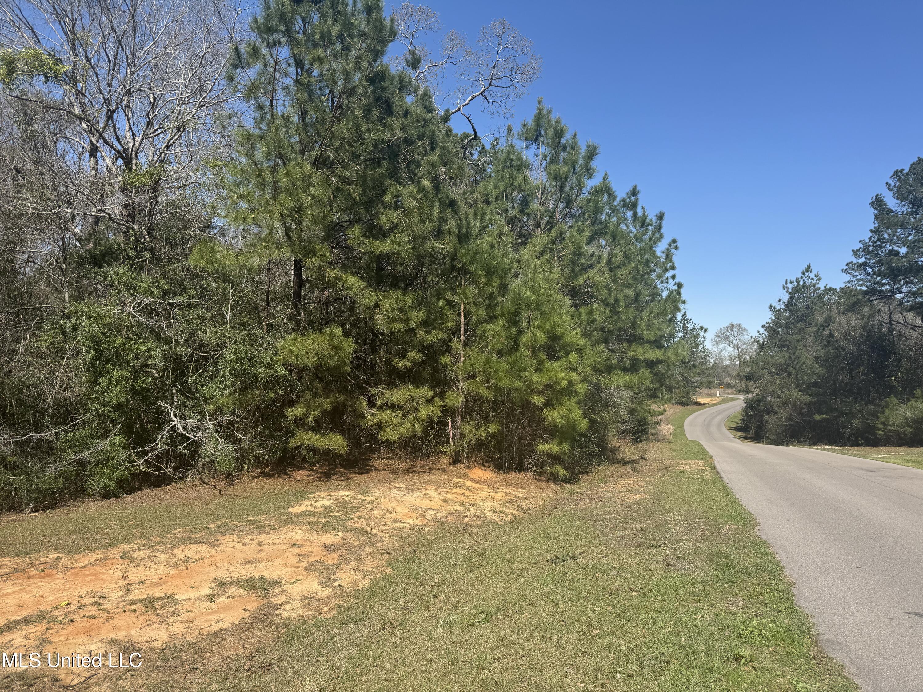 0 Cedarwood Drive Property Photo 1