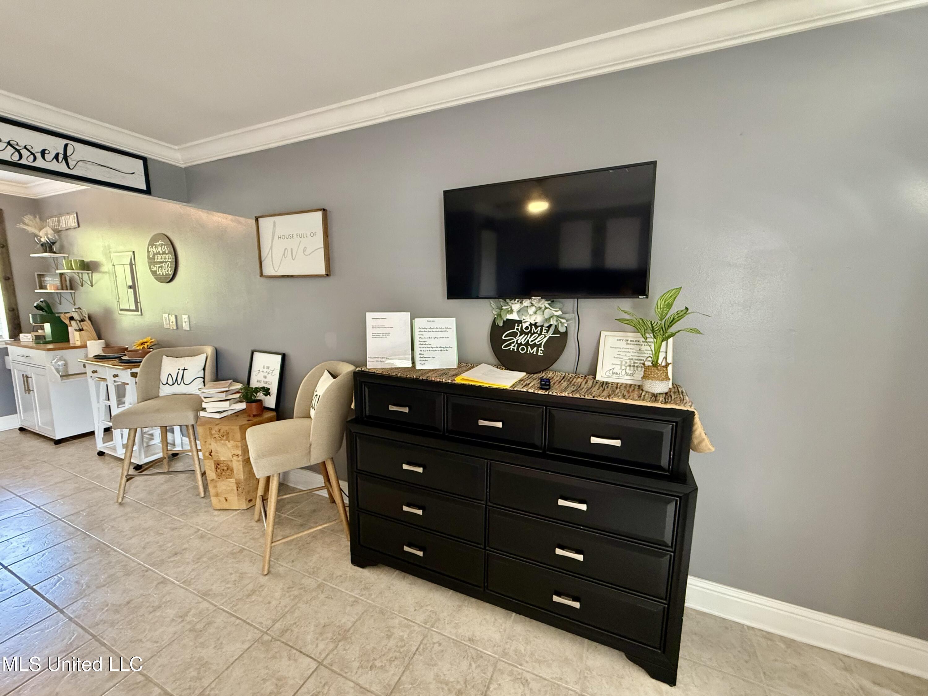 1664 Beach Boulevard Property Photo 6