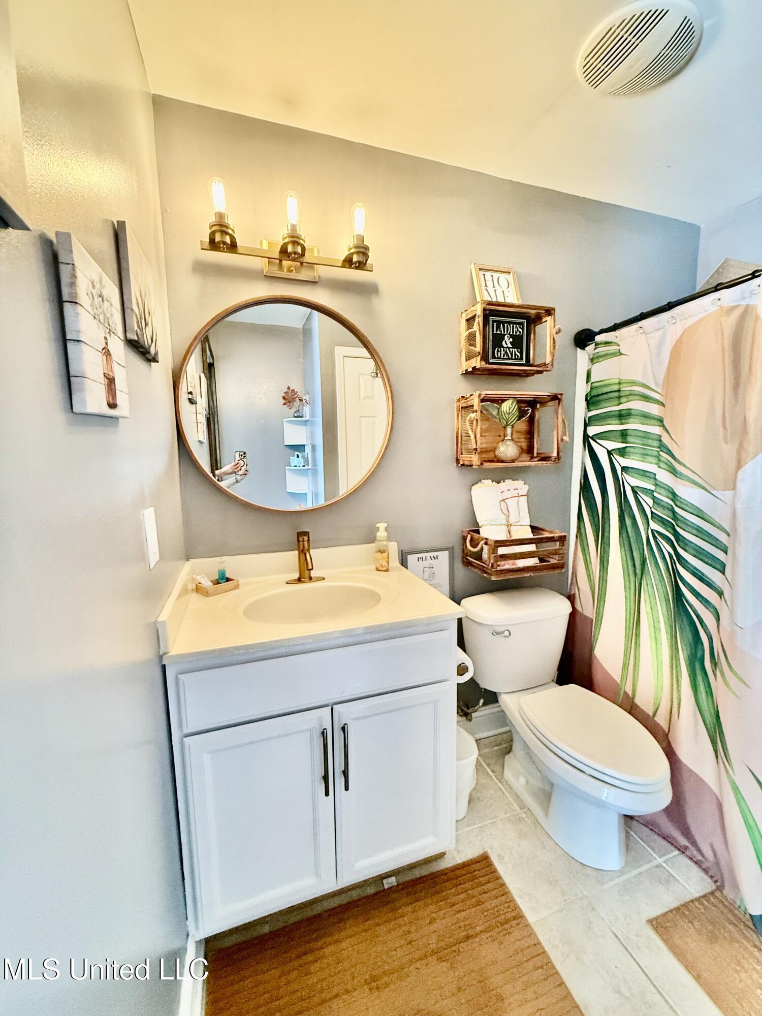 1664 Beach Boulevard Property Photo 14