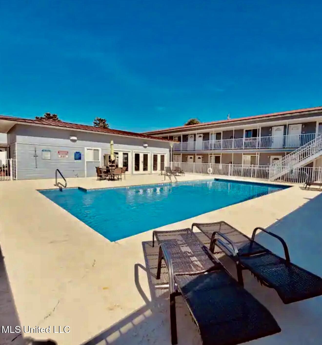 1664 Beach Boulevard Property Photo 17