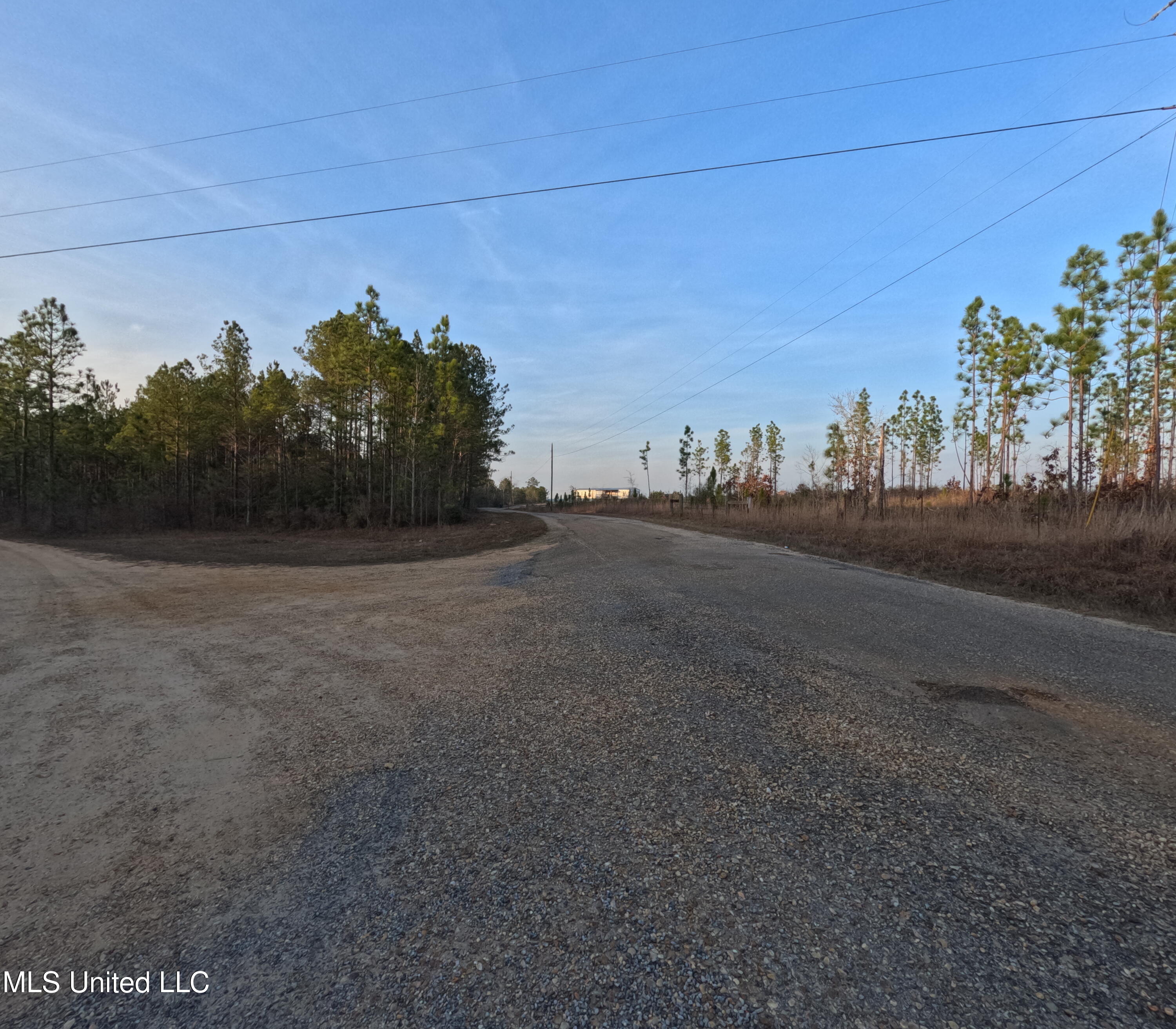 S County Line Road Property Photo 42
