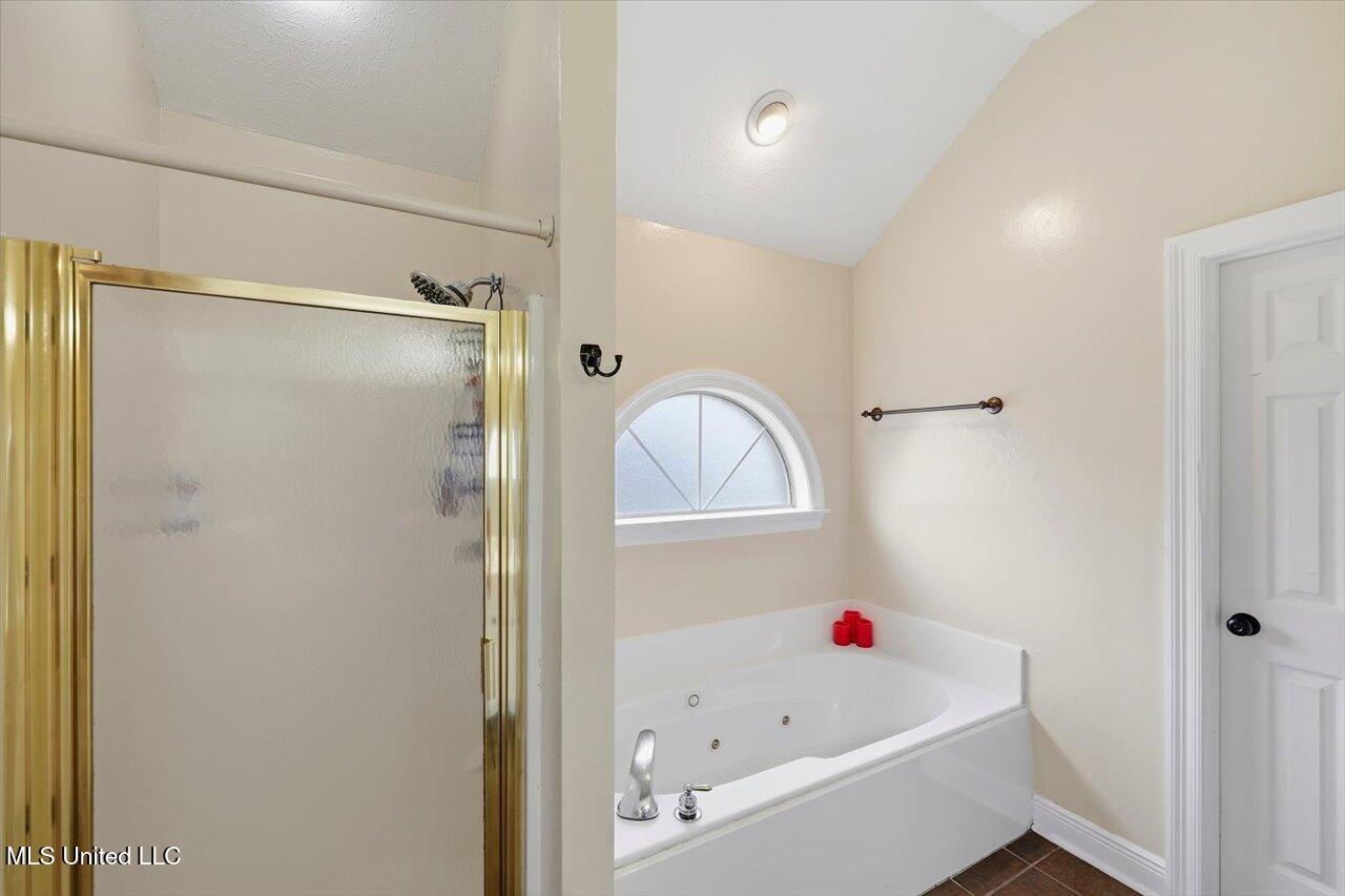 608 Summer Place Property Photo 19