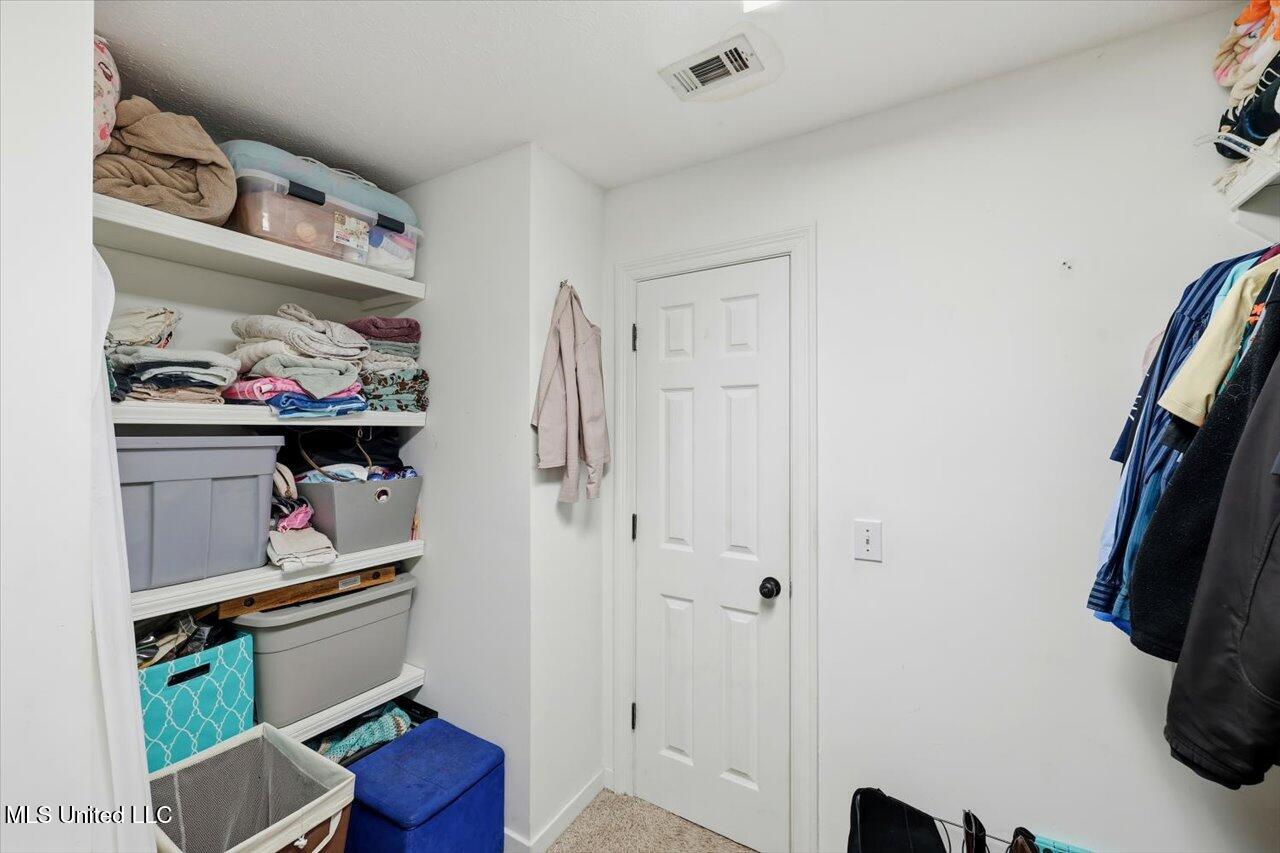 608 Summer Place Property Photo 21