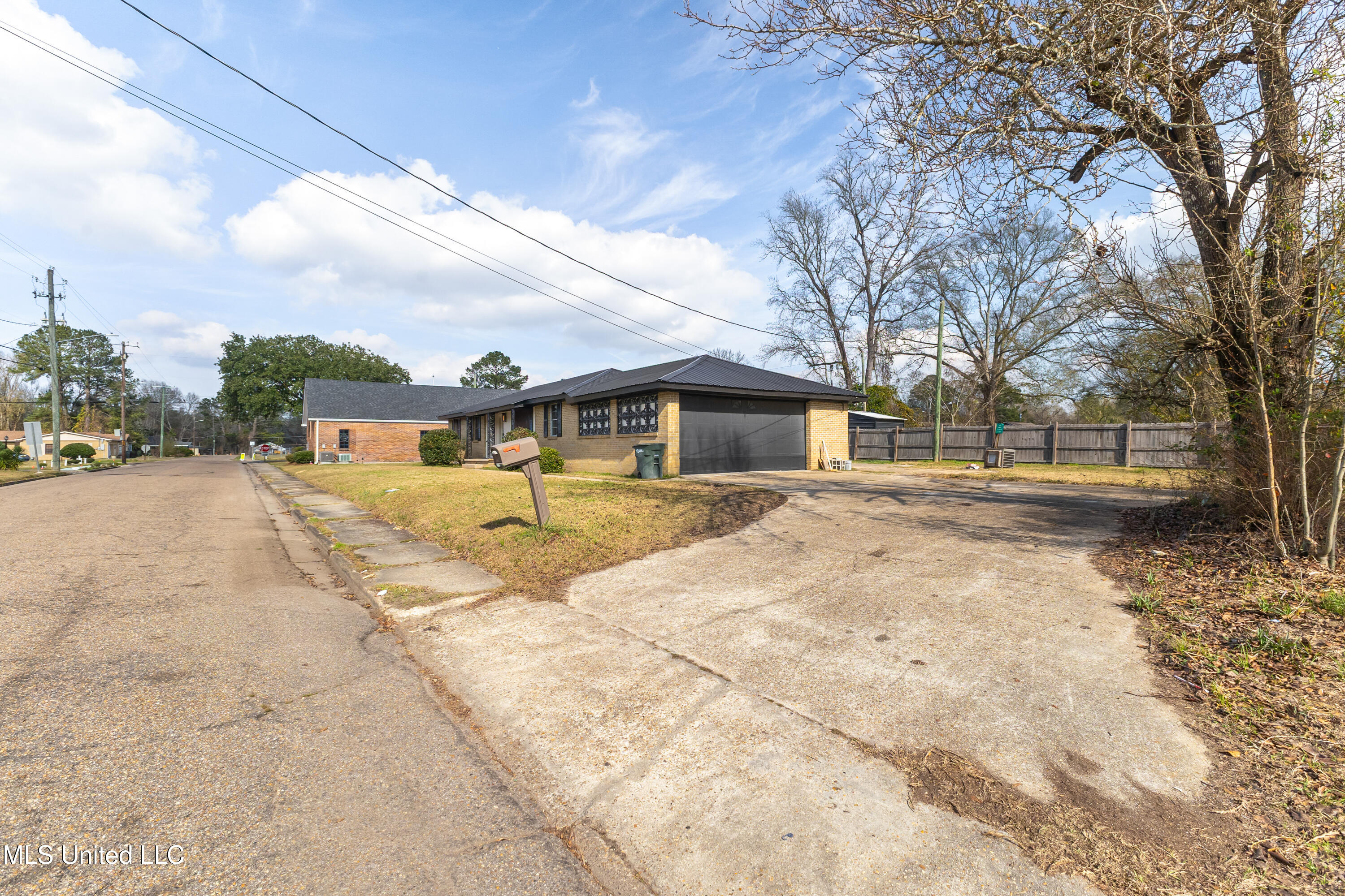 1116 West Avenue Property Photo 3
