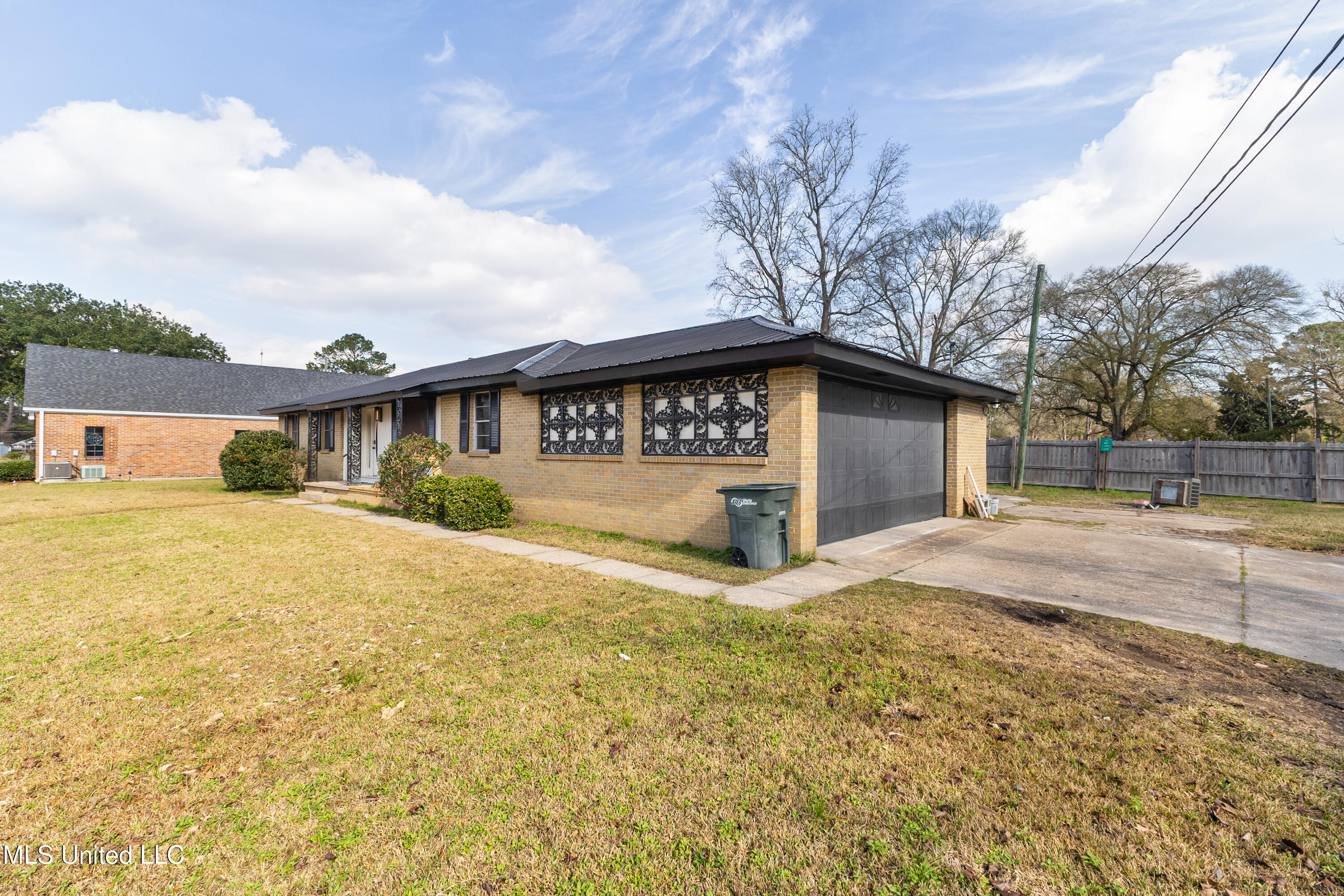 1116 West Avenue Property Photo 4
