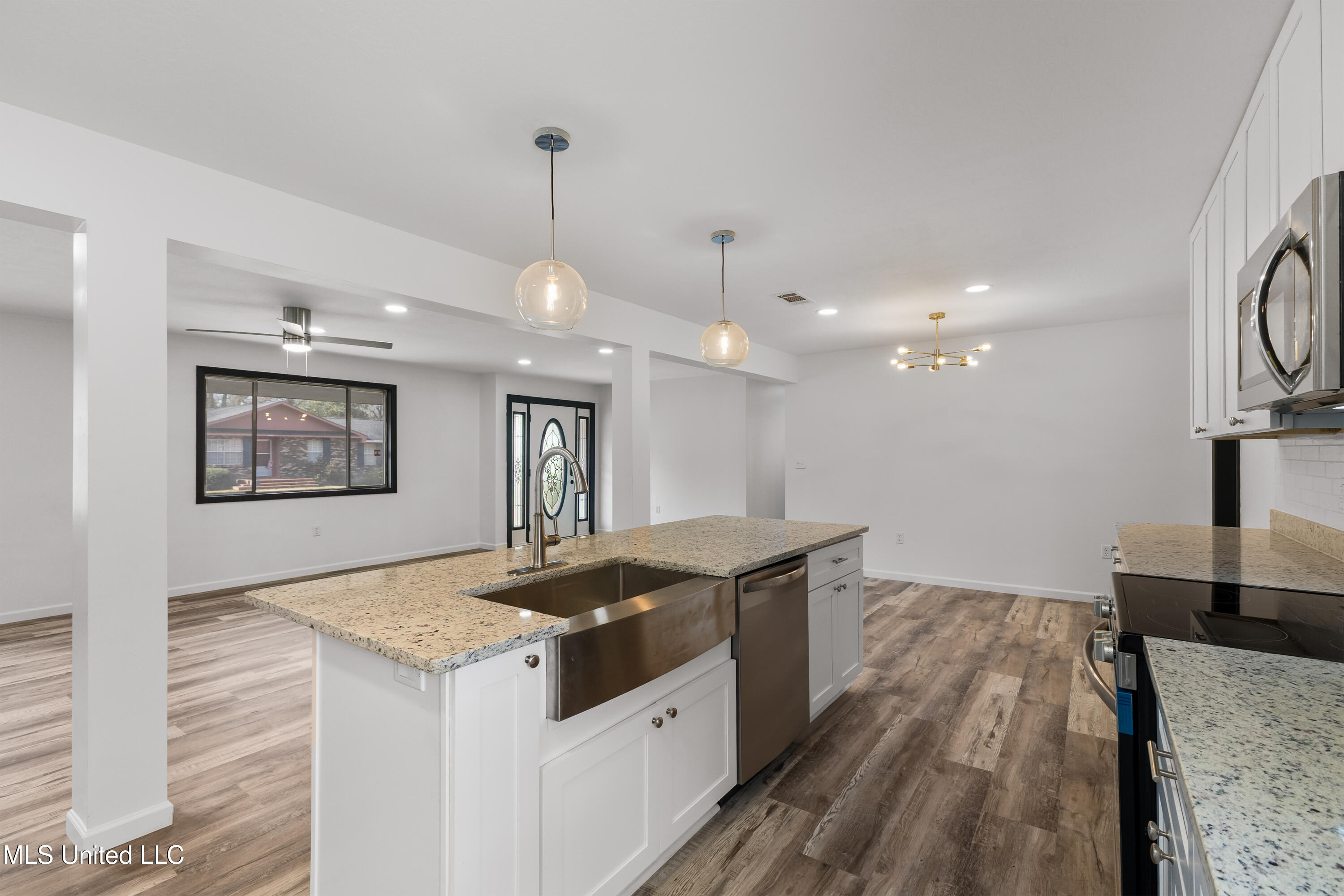 1116 West Avenue Property Photo 14