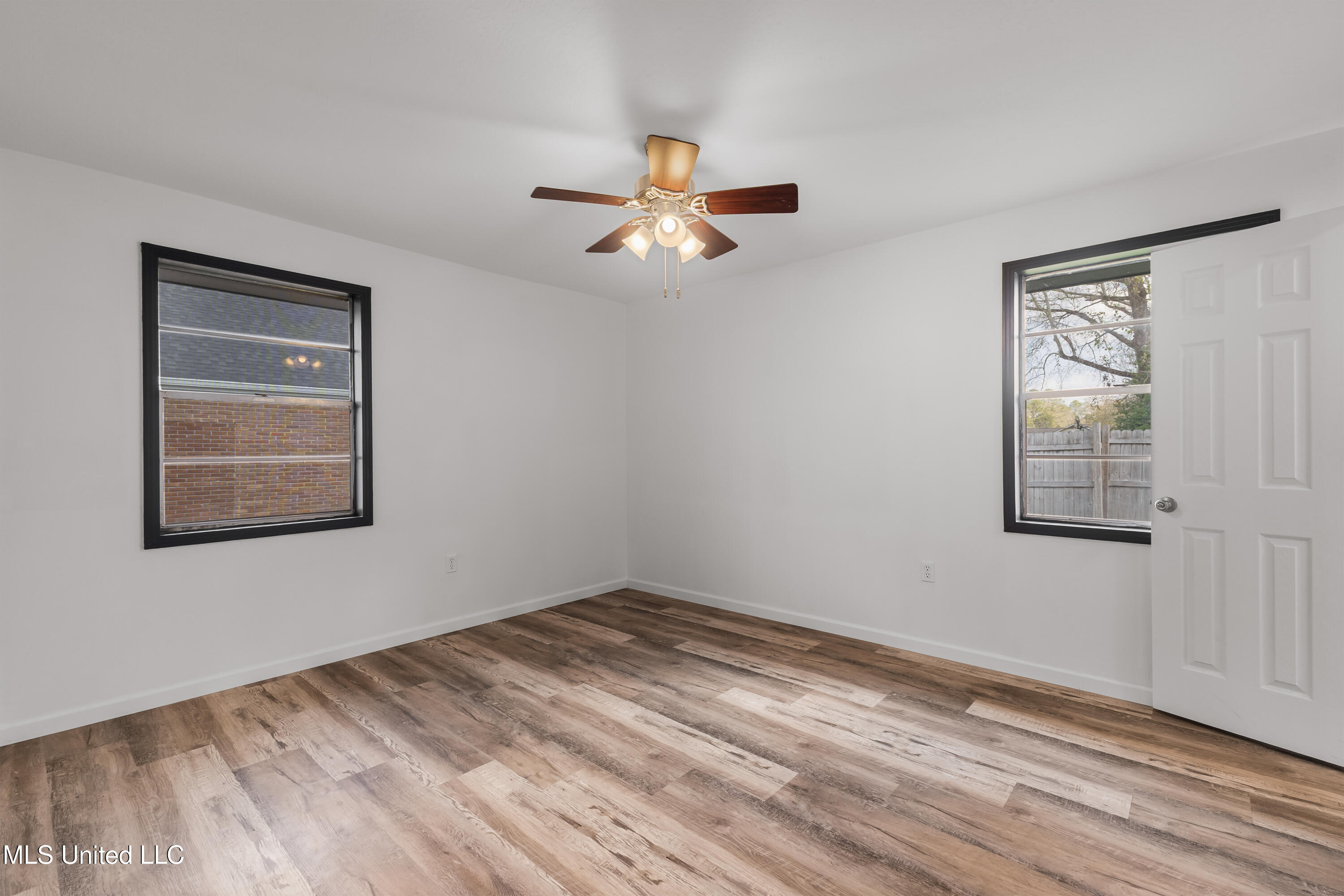1116 West Avenue Property Photo 23