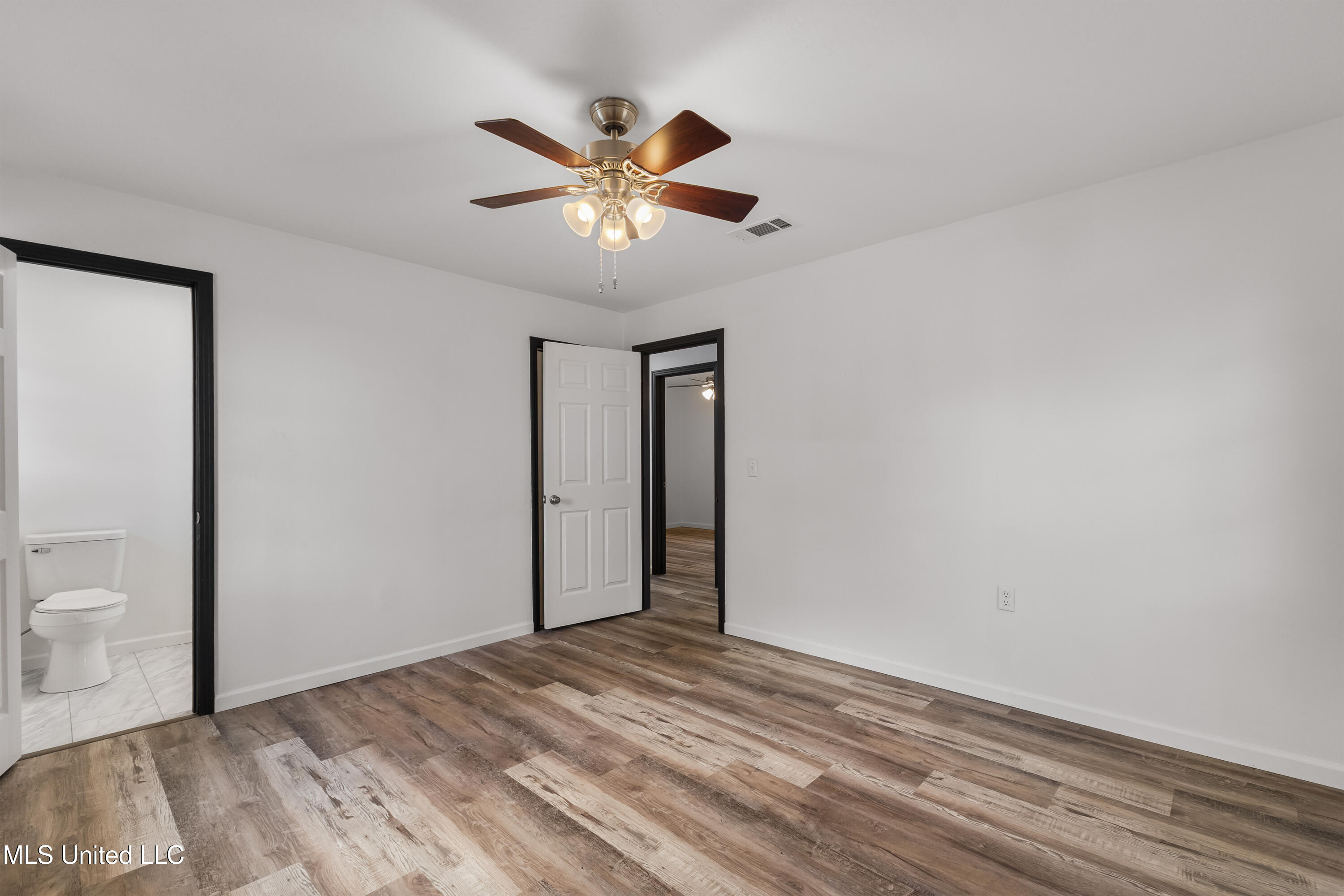 1116 West Avenue Property Photo 24