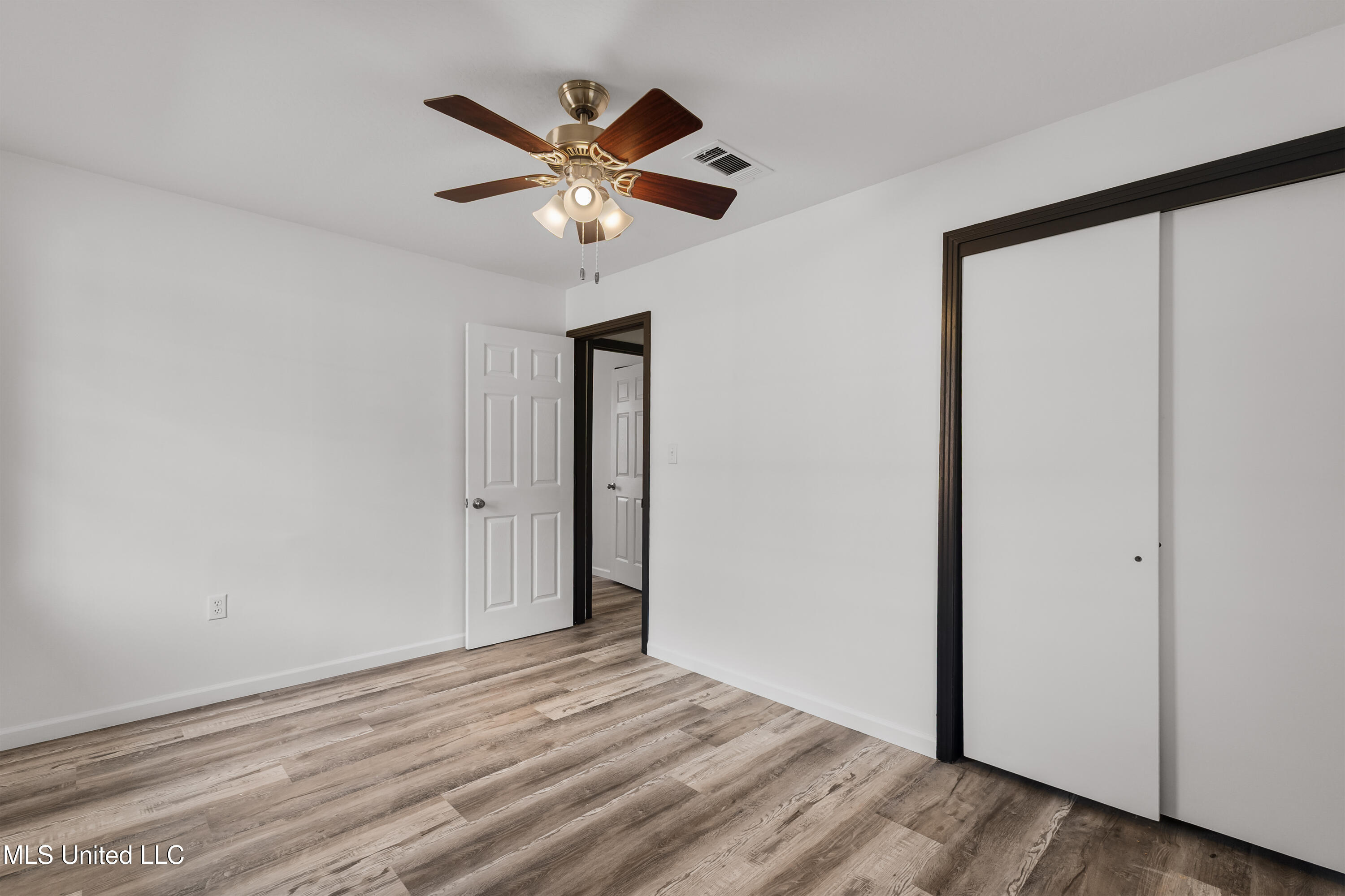 1116 West Avenue Property Photo 27