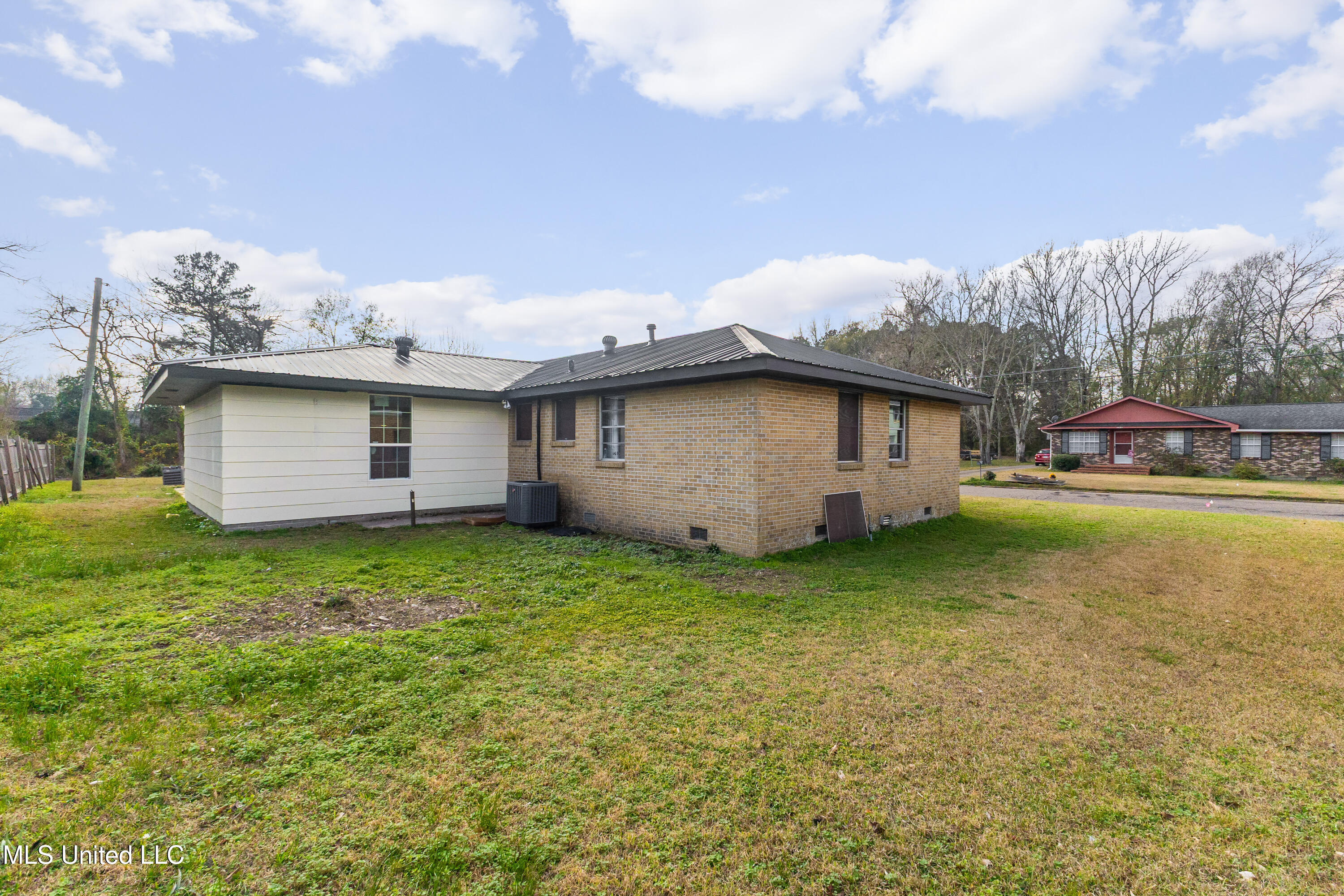 1116 West Avenue Property Photo 33
