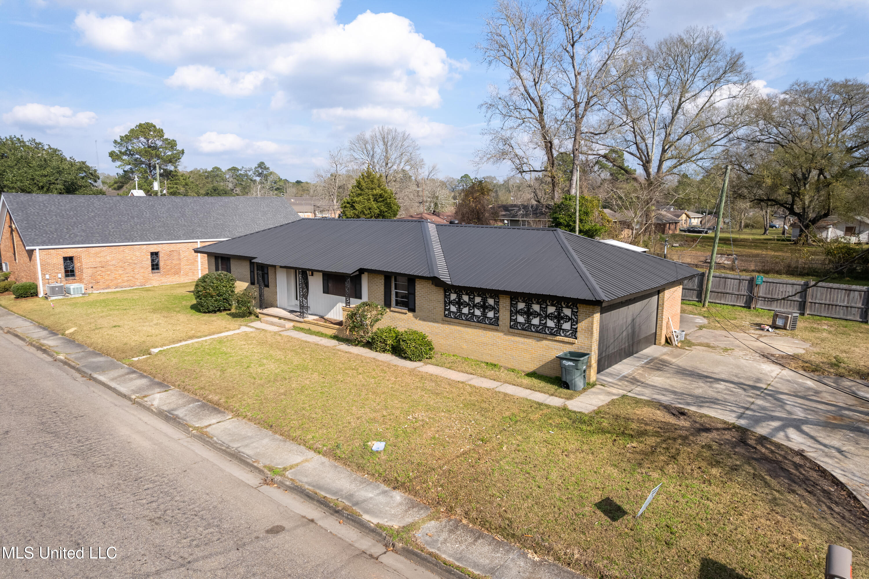 1116 West Avenue Property Photo 36