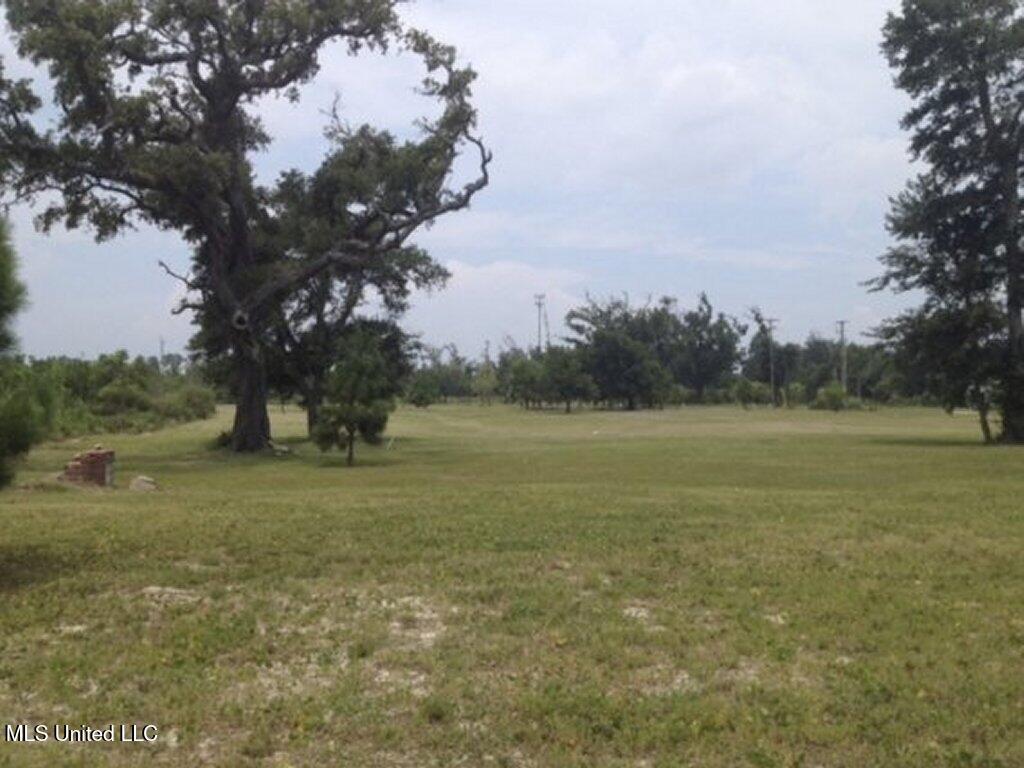 26300 Highway 90 Property Photo 5